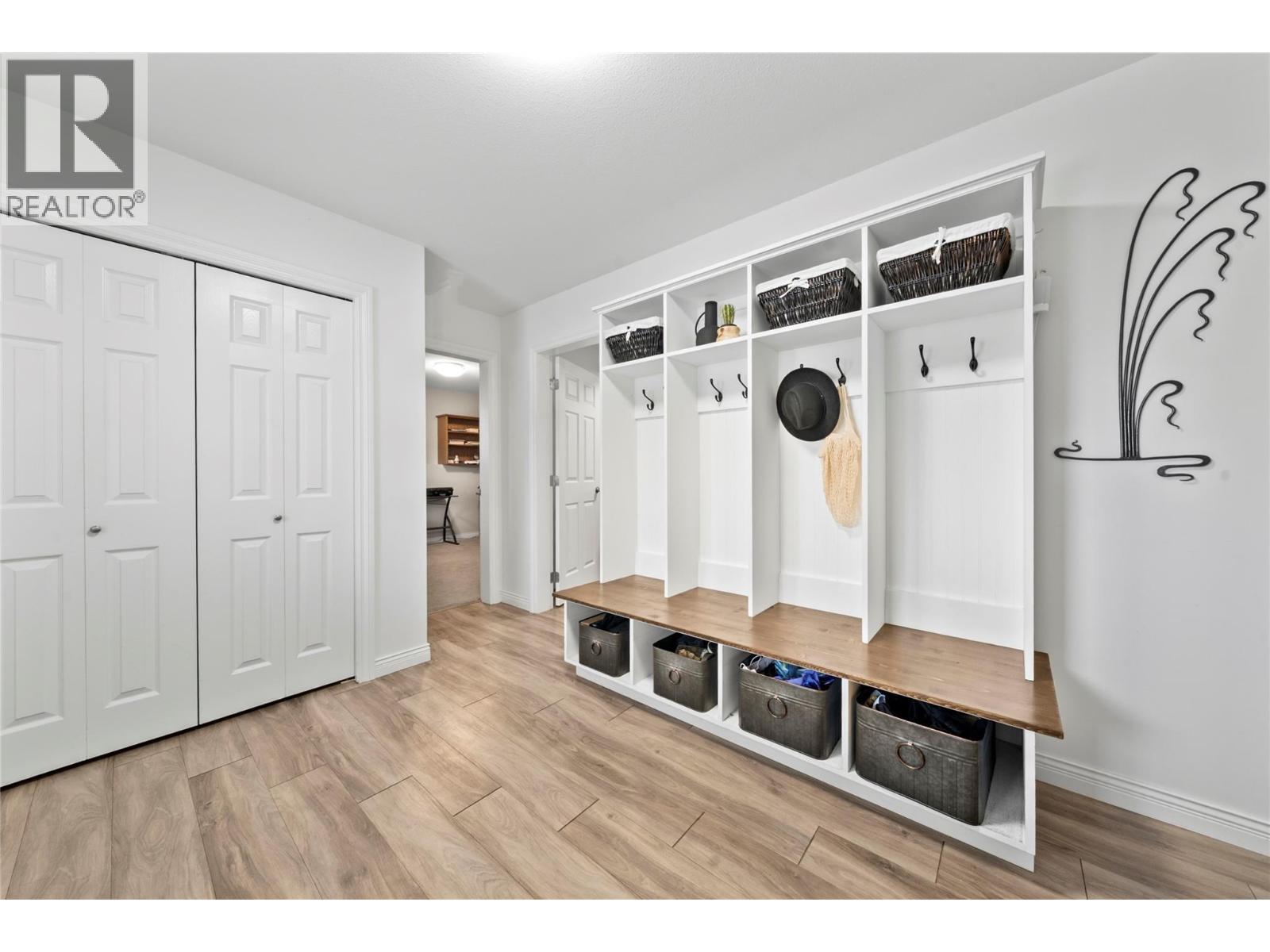 710 17 Street Se, Salmon Arm, British Columbia  V1E 1W2 - Photo 49 - 10397414