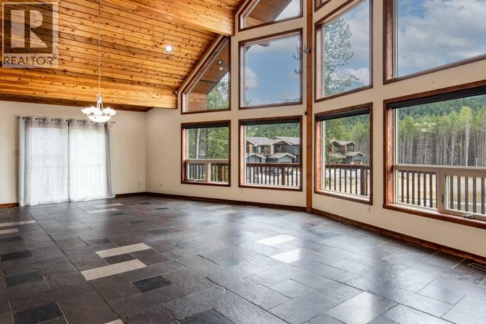 1445 Granite Drive, Golden, British Columbia  V0A 1H3 - Photo 6 - 10399292