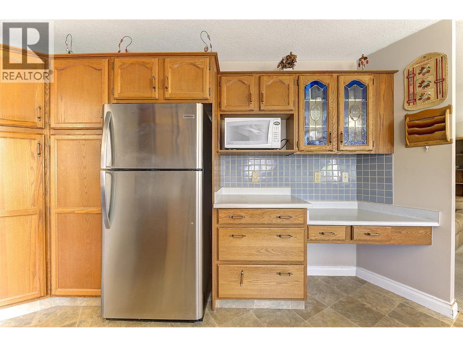 3733 Mission Springs Drive, Kelowna, British Columbia  V1W 3M1 - Photo 10 - 10399270
