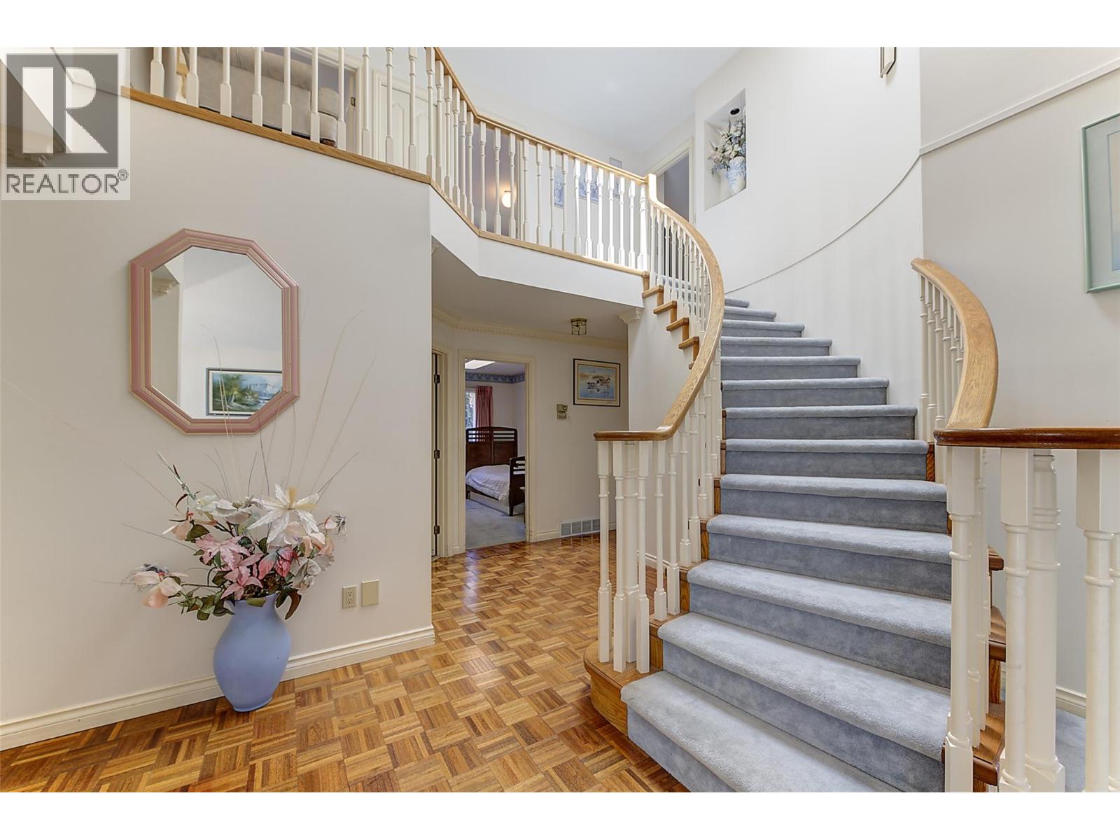 3733 Mission Springs Drive, Kelowna, British Columbia  V1W 3M1 - Photo 3 - 10399270