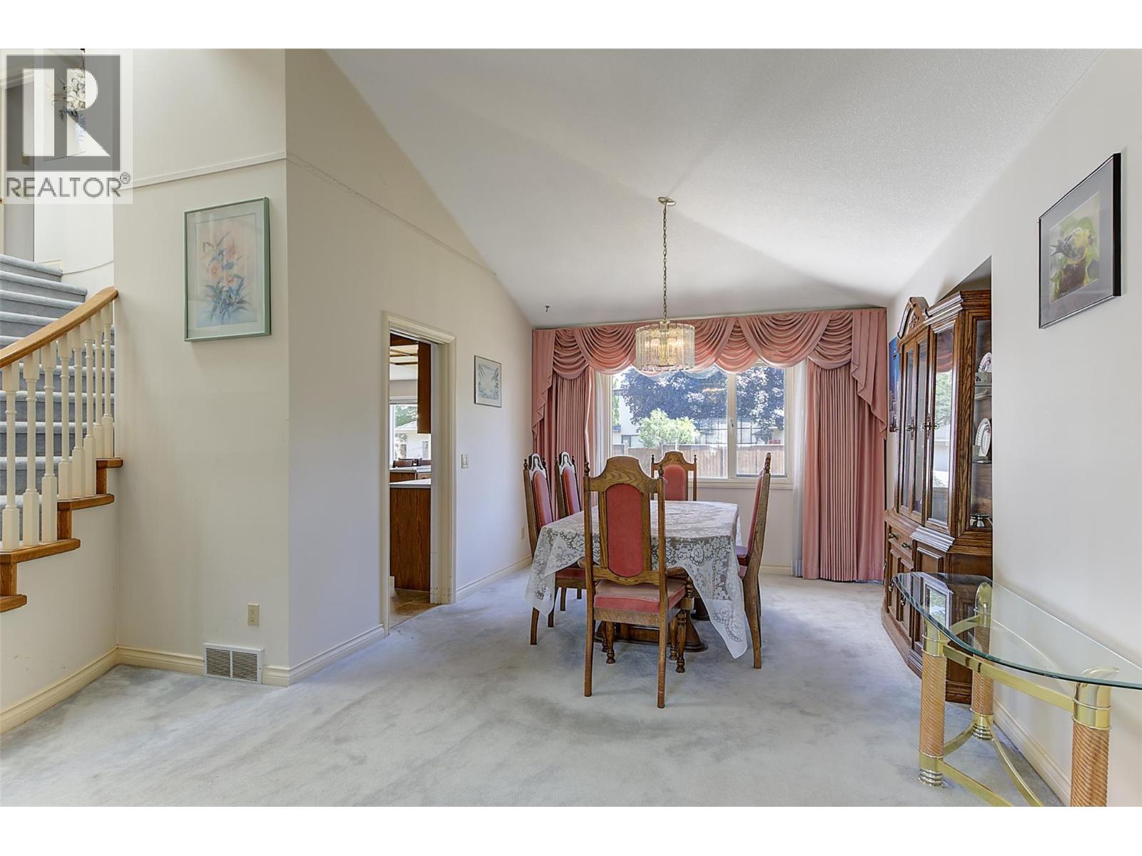 3733 Mission Springs Drive, Kelowna, British Columbia  V1W 3M1 - Photo 6 - 10399270