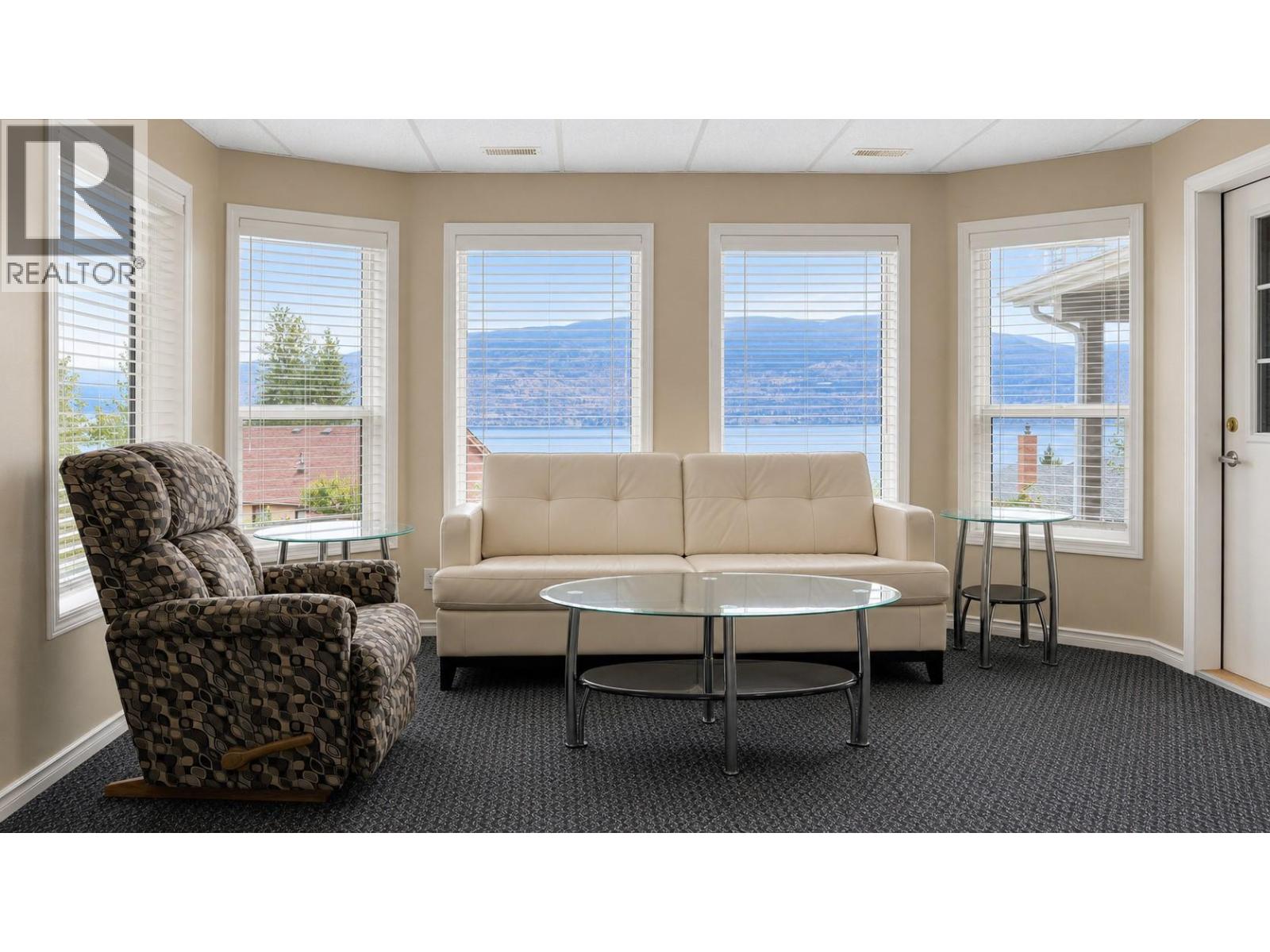 6519 Sherburn Road, Peachland, British Columbia  V0H 1X0 - Photo 16 - 10399207
