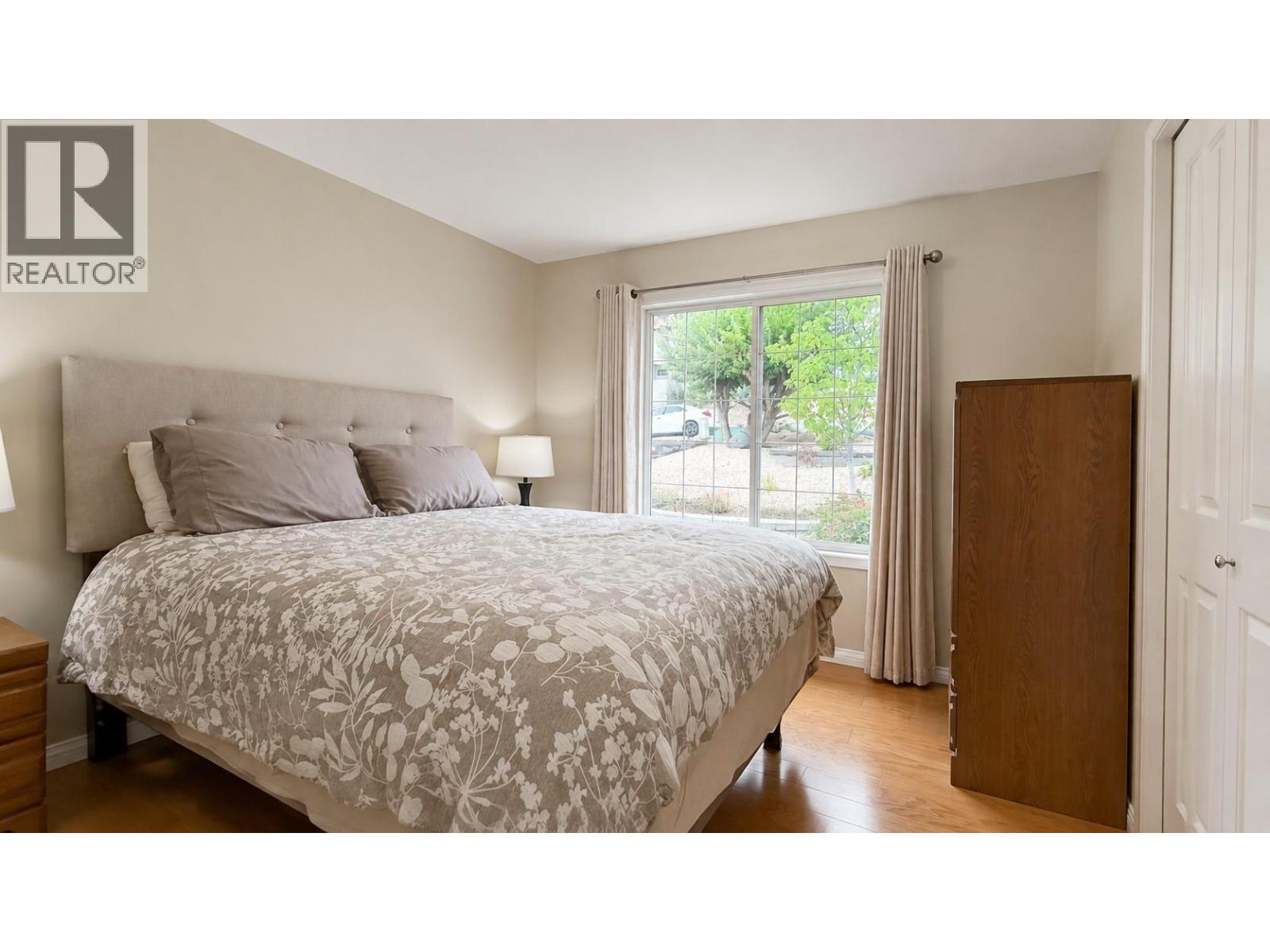 6519 Sherburn Road, Peachland, British Columbia  V0H 1X0 - Photo 9 - 10399207