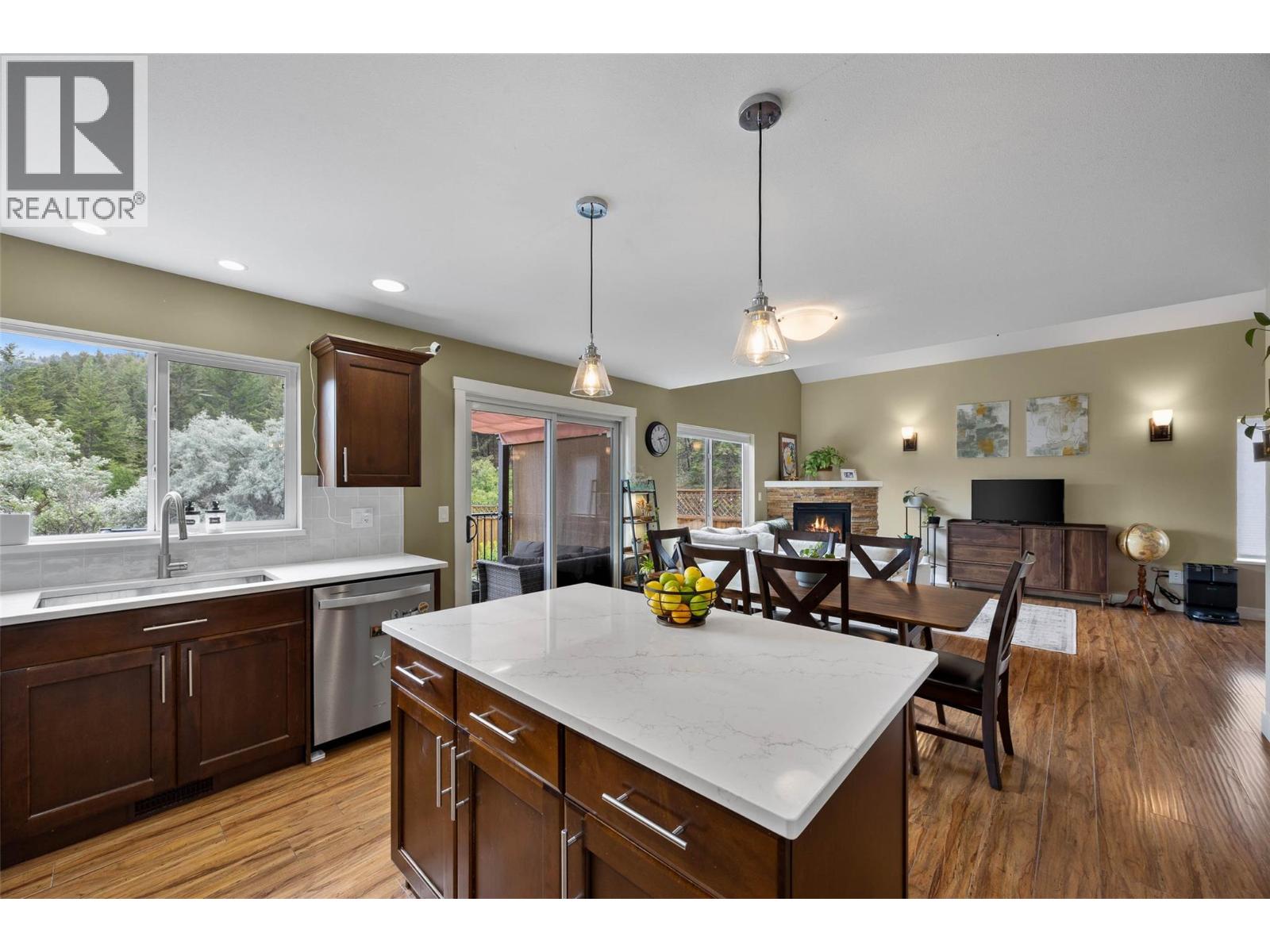 1948 Snowberry Crescent, Kamloops, British Columbia  V1S 1Z8 - Photo 16 - 10399289