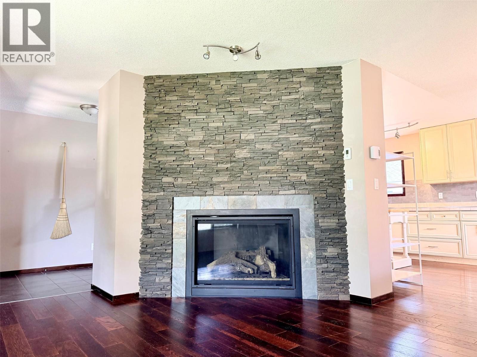 1804 Elm Street, Creston, British Columbia  V0B 1G5 - Photo 17 - 10399169