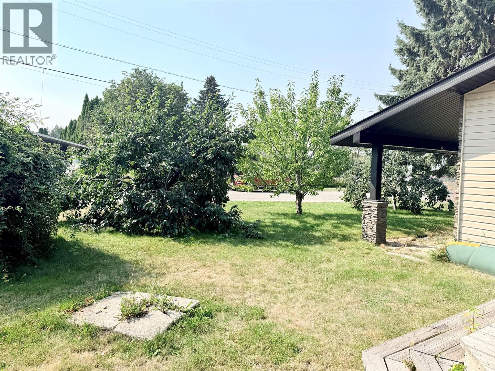 1804 Elm Street, Creston, British Columbia  V0B 1G5 - Photo 36 - 10399169