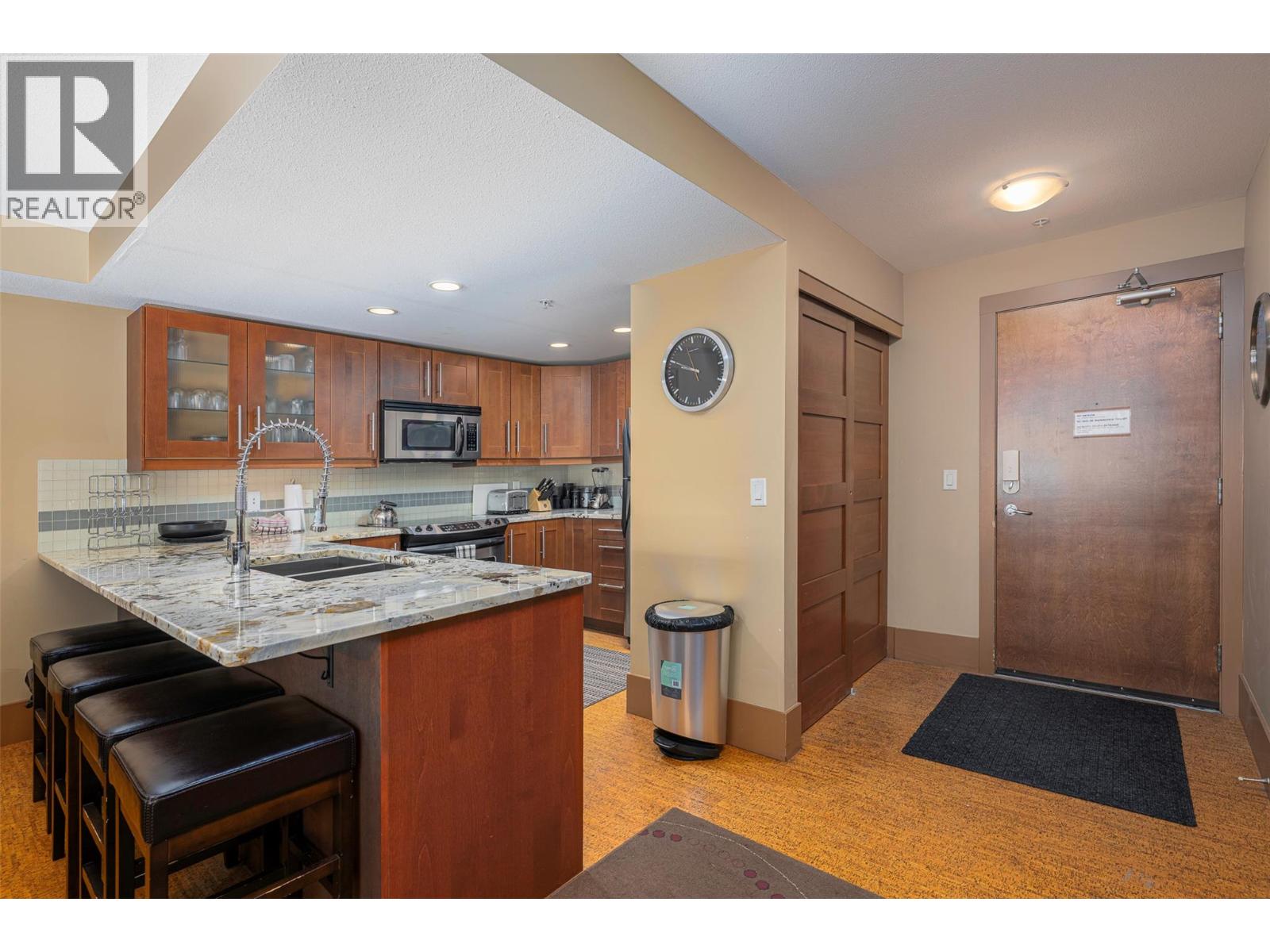 5030 Snowbird Way Unit# 301, Big White, British Columbia  V1P 1T4 - Photo 1 - 10398929