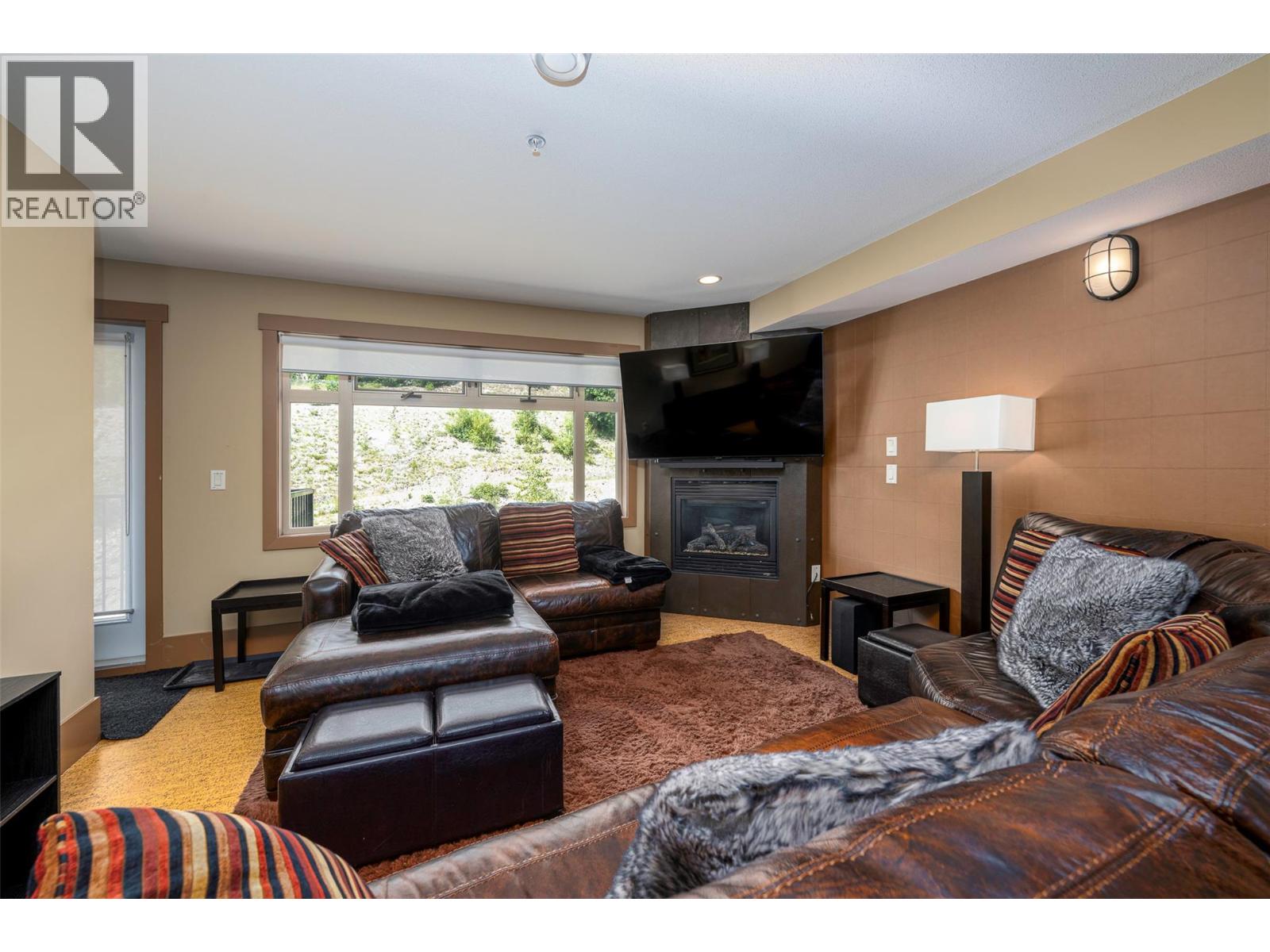 5030 Snowbird Way Unit# 301, Big White, British Columbia  V1P 1T4 - Photo 3 - 10398929