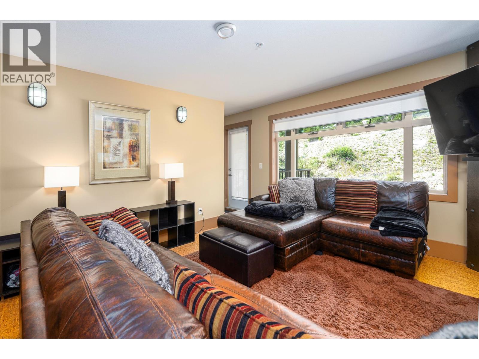 5030 Snowbird Way Unit# 301, Big White, British Columbia  V1P 1T4 - Photo 4 - 10398929