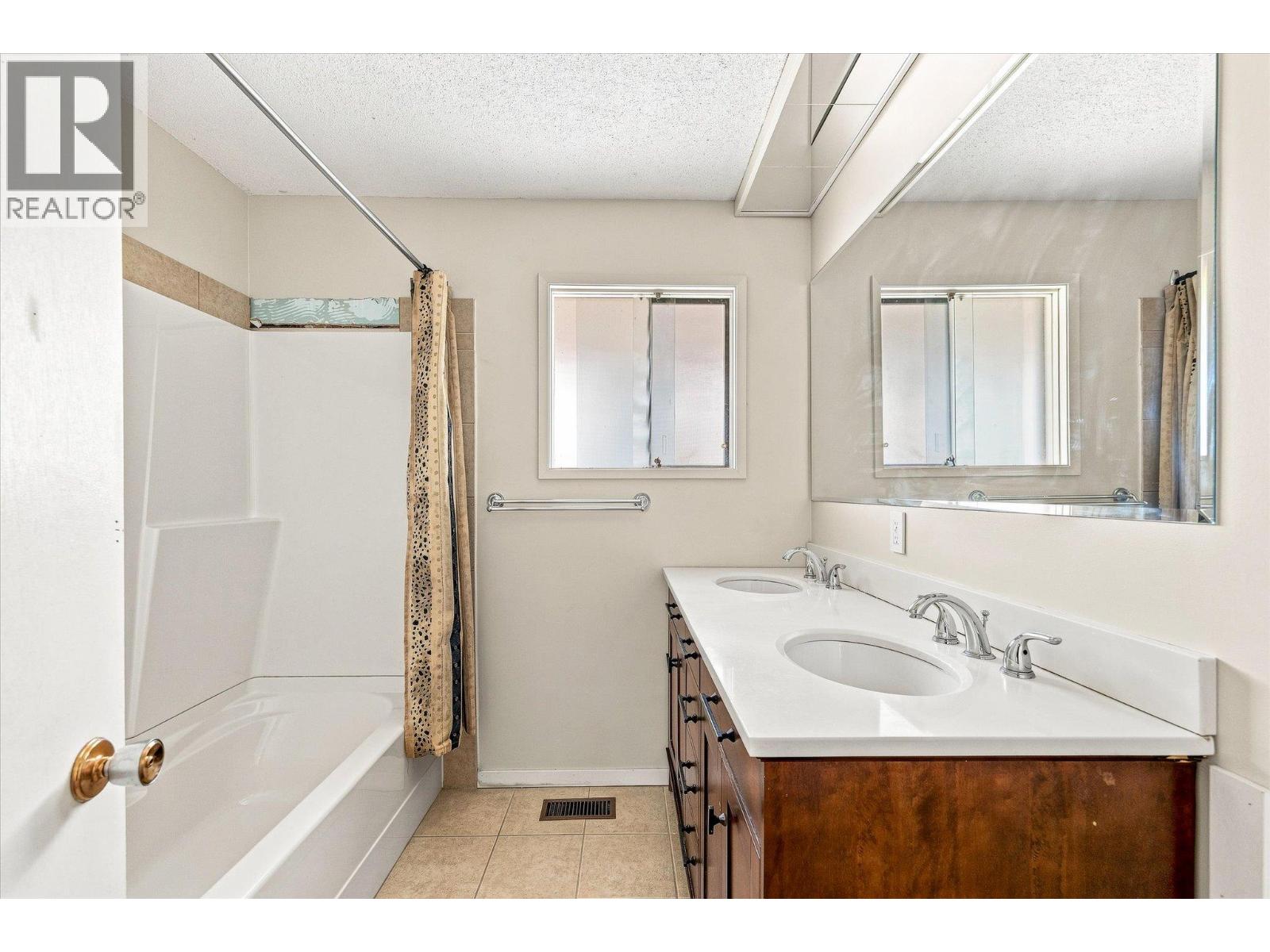 11211 Roberts Road, Lake Country, British Columbia  V4V 1L5 - Photo 29 - 10398137