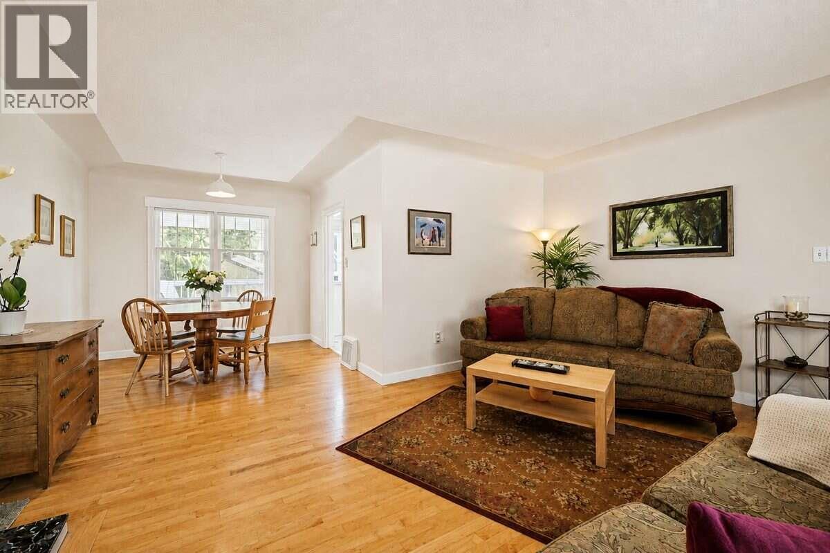 1935 Carruthers Street, Kelowna, British Columbia  V1Y 3B7 - Photo 12 - 10399303