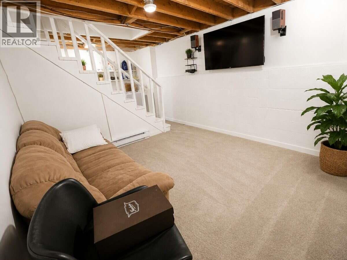 1935 Carruthers Street, Kelowna, British Columbia  V1Y 3B7 - Photo 16 - 10399303