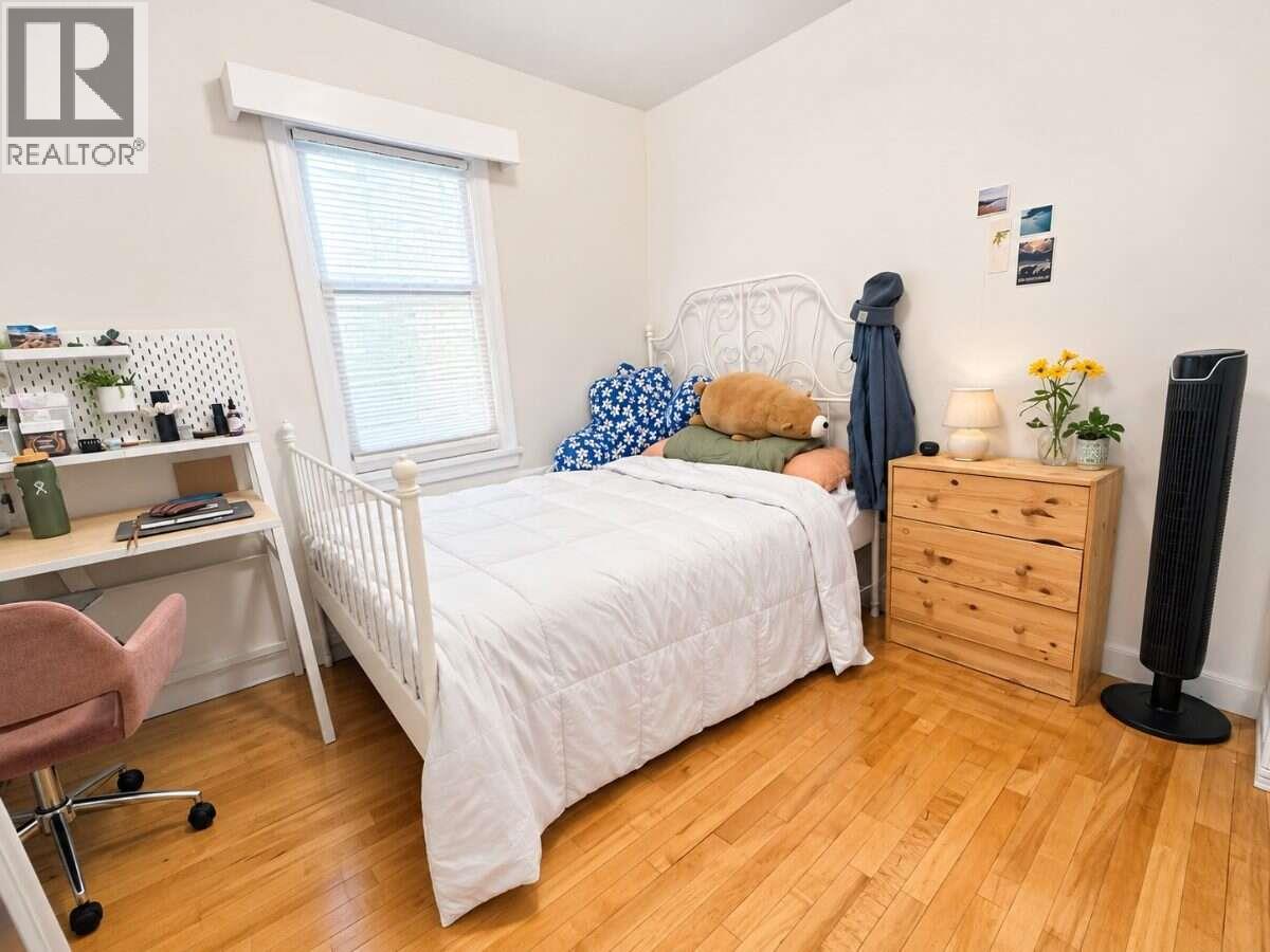 1935 Carruthers Street, Kelowna, British Columbia  V1Y 3B7 - Photo 8 - 10399303