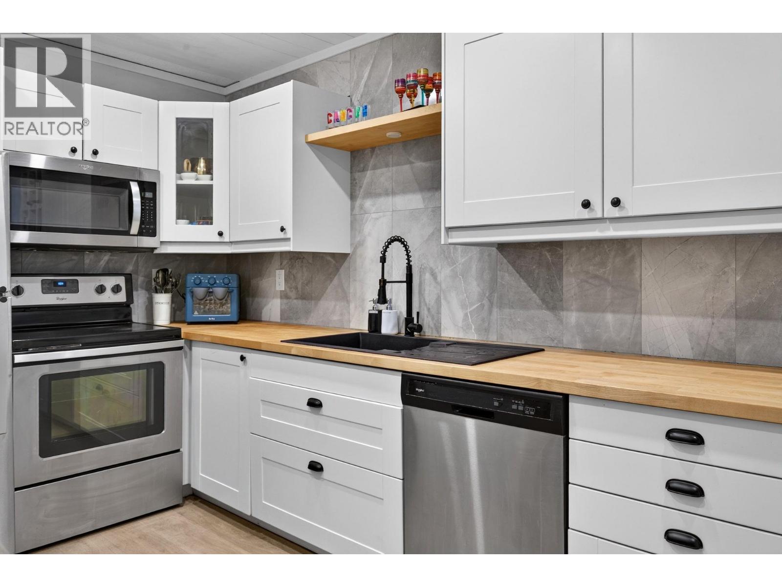 3155 Gordon Drive Unit# 104, Kelowna, British Columbia  V1W 3N5 - Photo 17 - 10399300