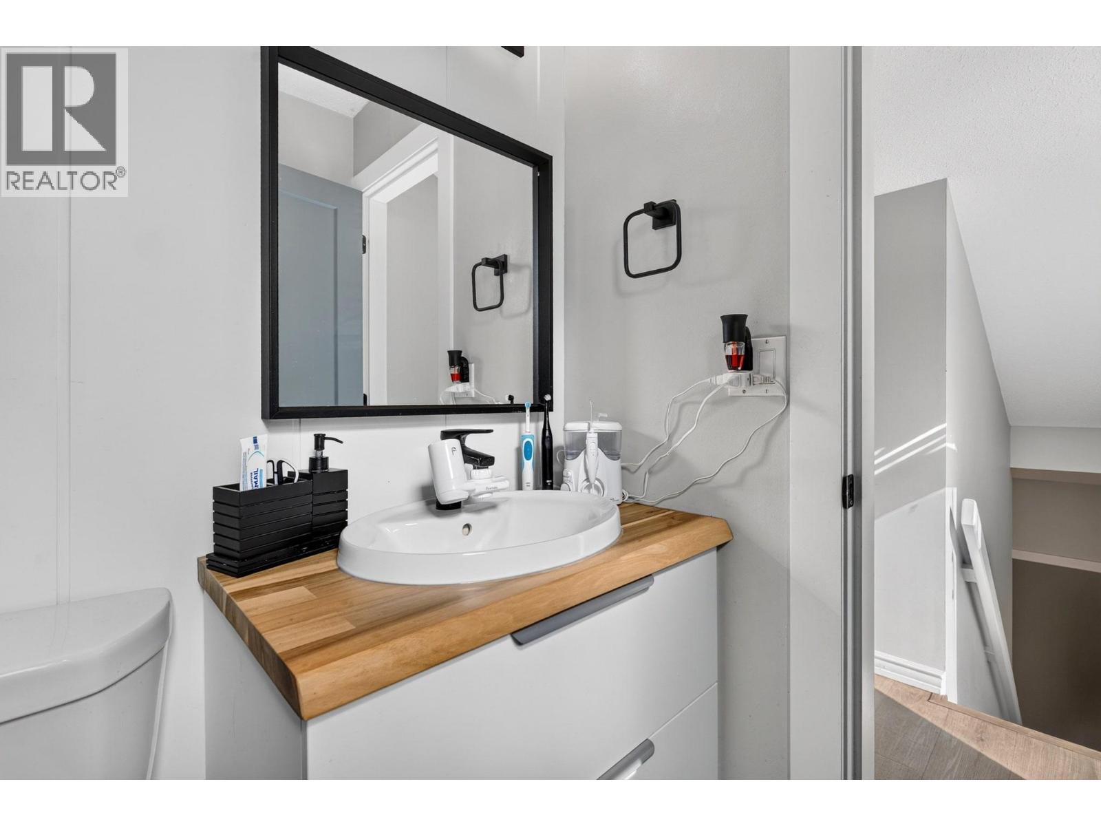 3155 Gordon Drive Unit# 104, Kelowna, British Columbia  V1W 3N5 - Photo 24 - 10399300