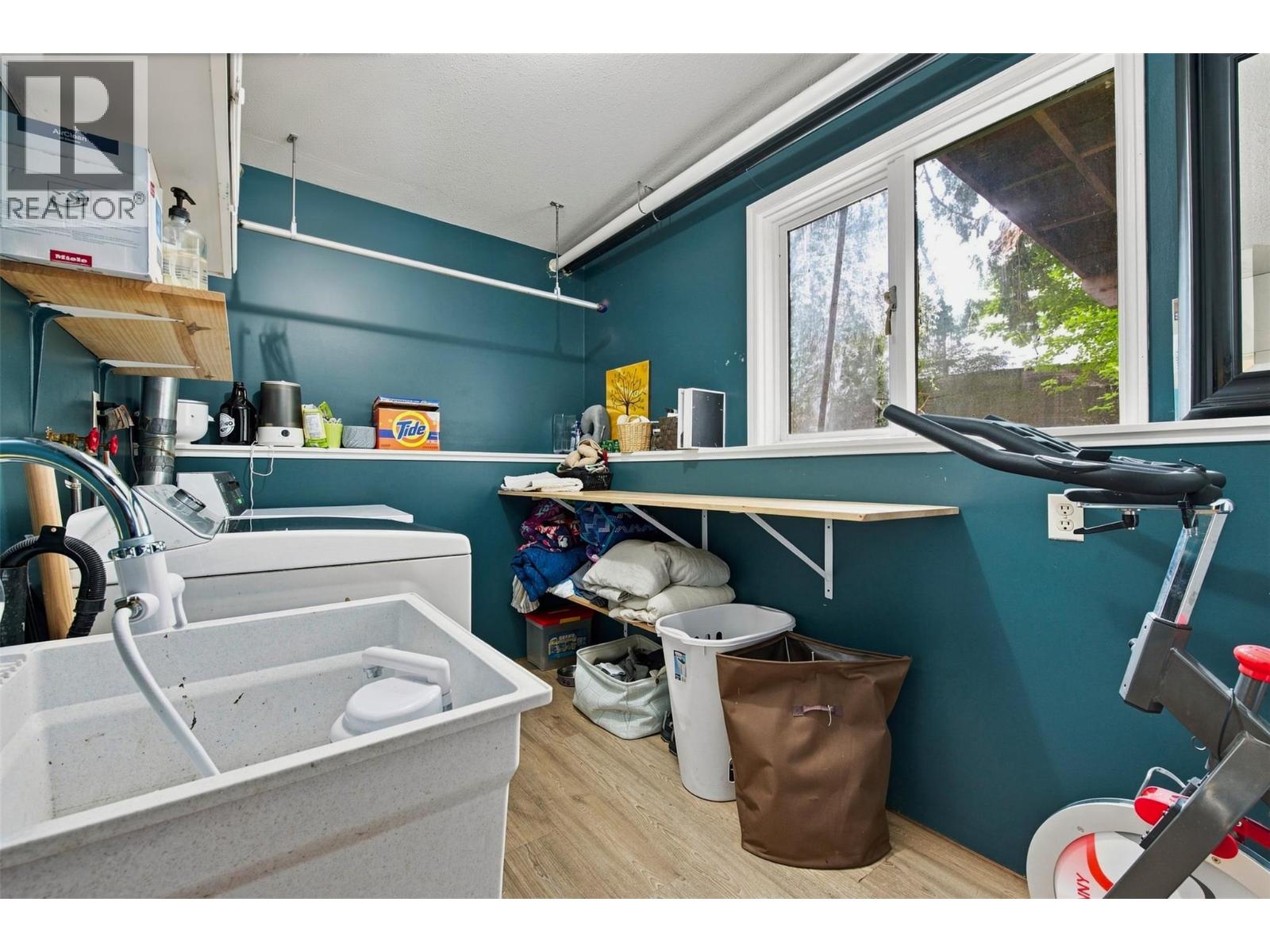 2293 Catt Avenue, Lumby, British Columbia  V0E 2G0 - Photo 26 - 10399154