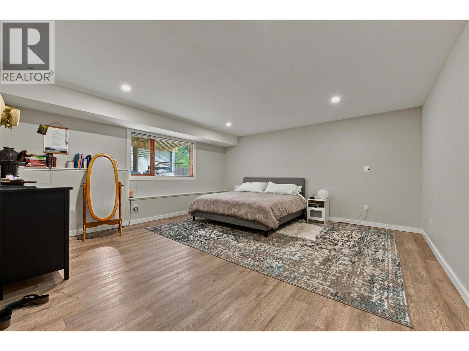 2293 Catt Avenue, Lumby, British Columbia  V0E 2G0 - Photo 27 - 10399154