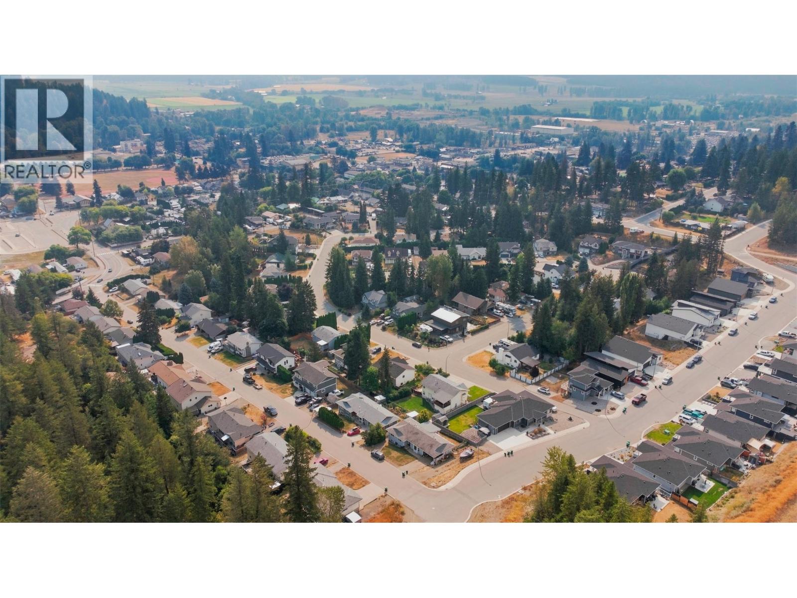 2293 Catt Avenue, Lumby, British Columbia  V0E 2G0 - Photo 34 - 10399154