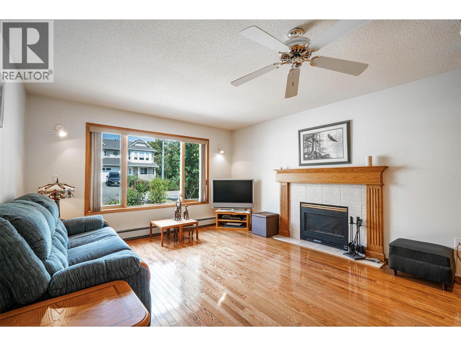 5804 Richfield Drive, Vernon, British Columbia  V1H 1A7 - Photo 2 - 10399099