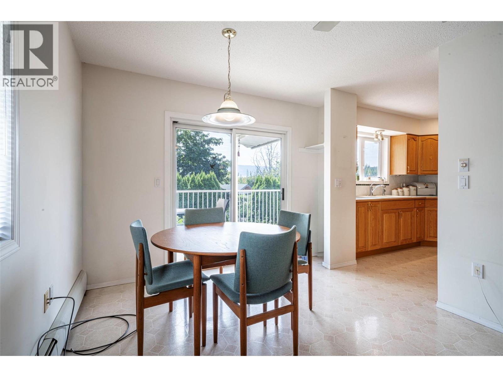 5804 Richfield Drive, Vernon, British Columbia  V1H 1A7 - Photo 21 - 10399099