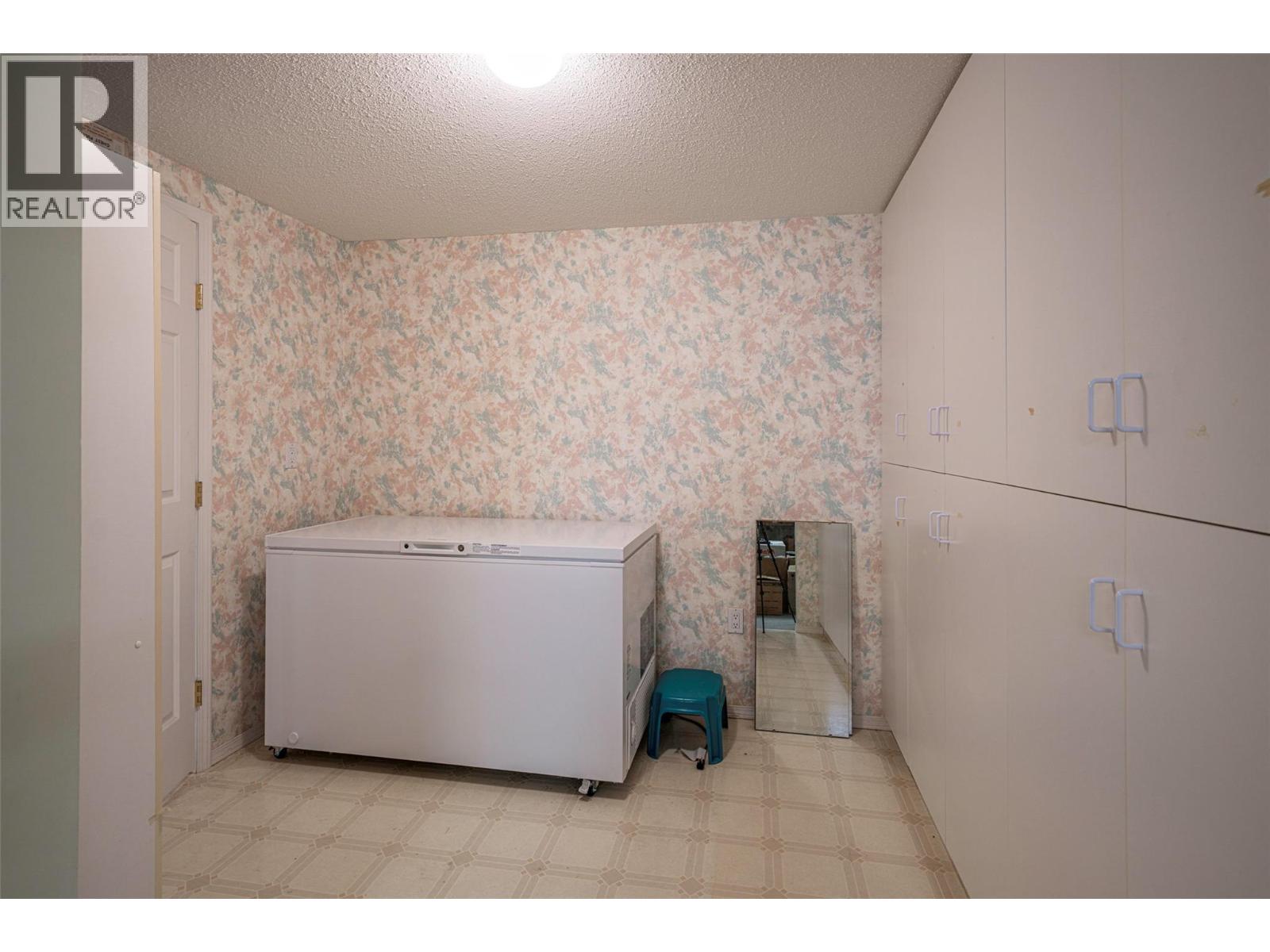 5804 Richfield Drive, Vernon, British Columbia  V1H 1A7 - Photo 44 - 10399099