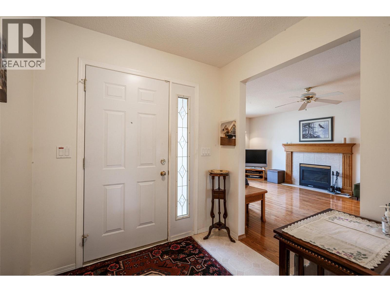 5804 Richfield Drive, Vernon, British Columbia  V1H 1A7 - Photo 7 - 10399099