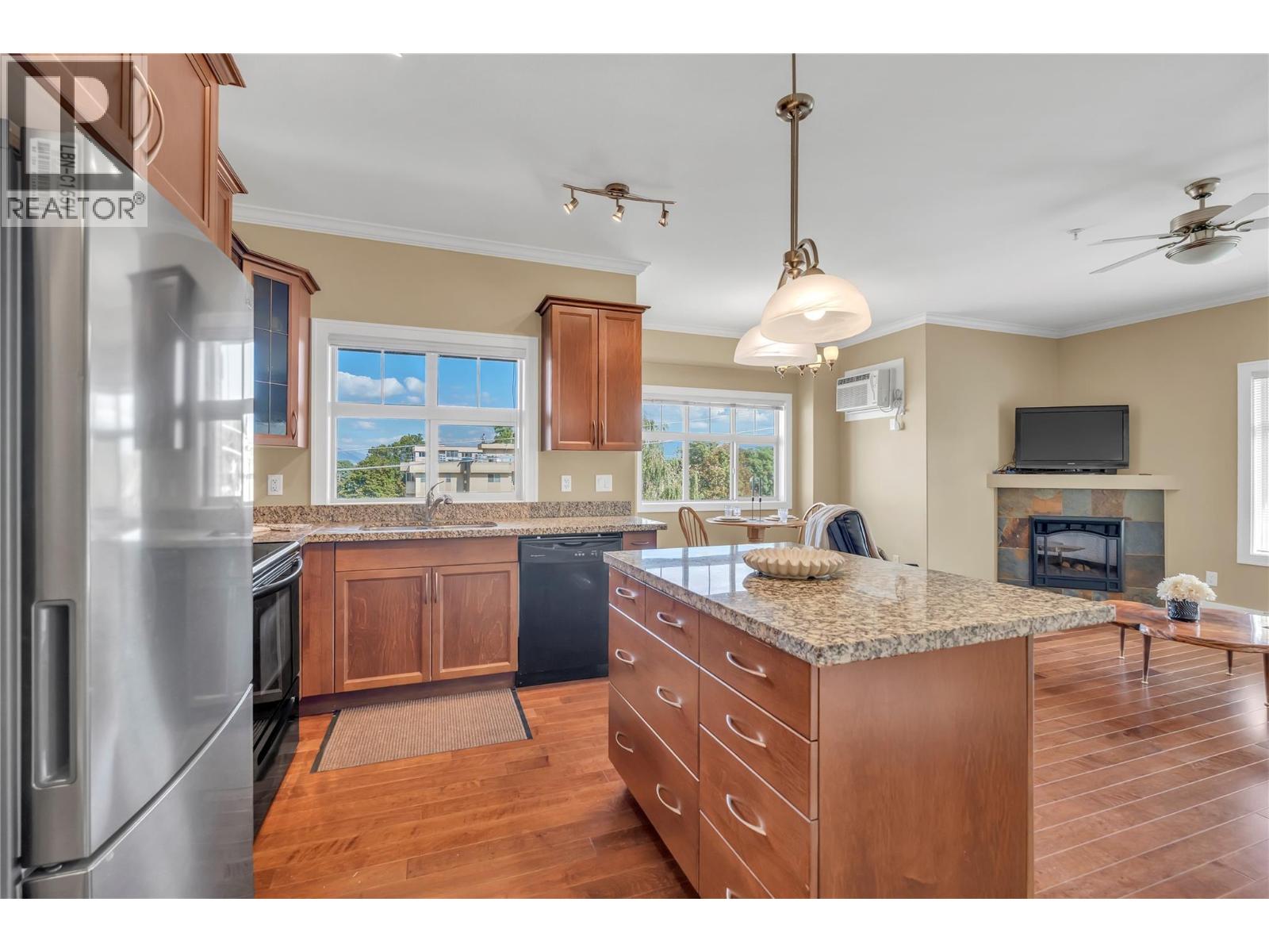 240 Wade Avenue Unit# 401, Penticton, British Columbia  V2A 1T8 - Photo 10 - 10398781