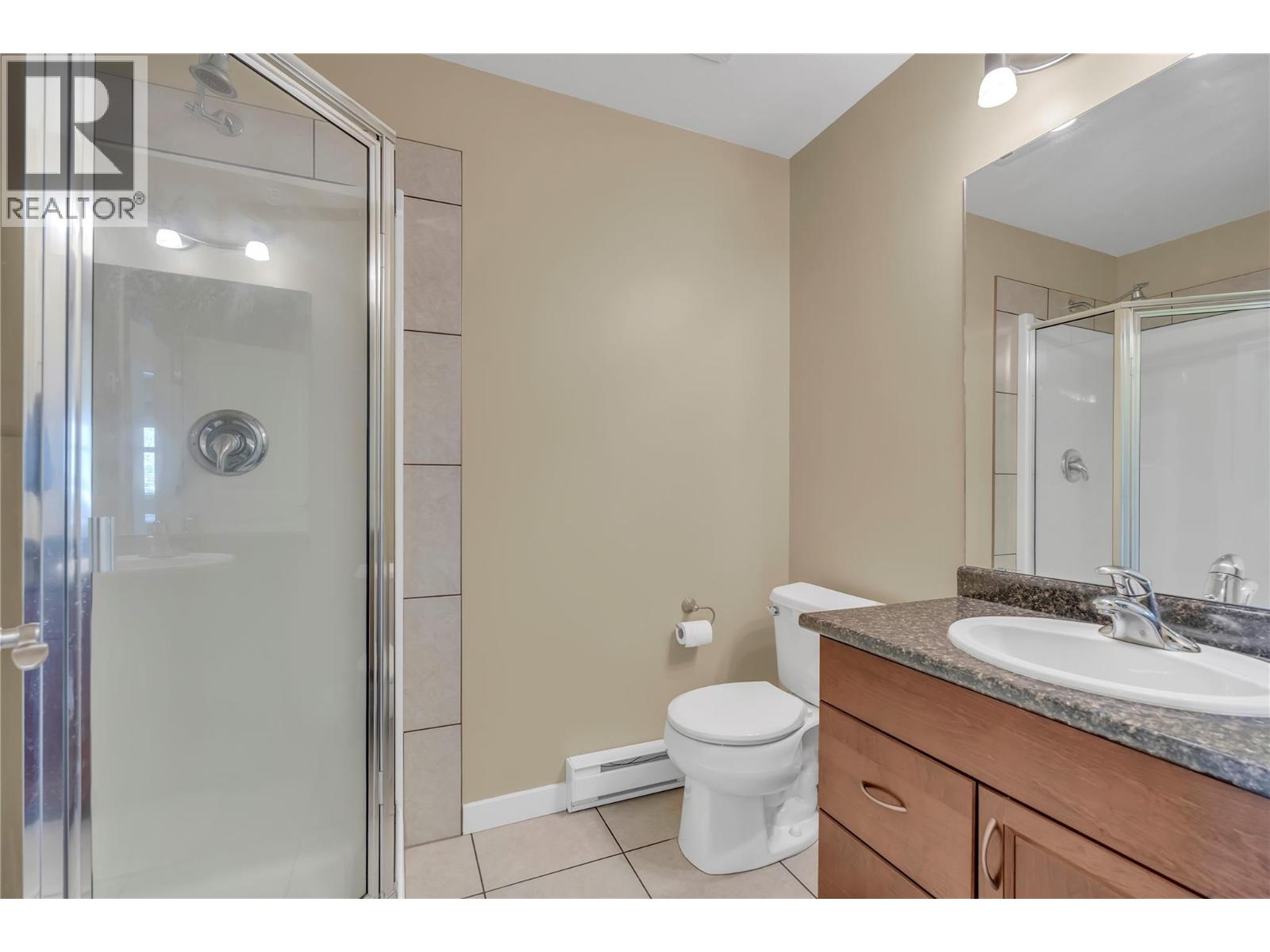 240 Wade Avenue Unit# 401, Penticton, British Columbia  V2A 1T8 - Photo 5 - 10398781