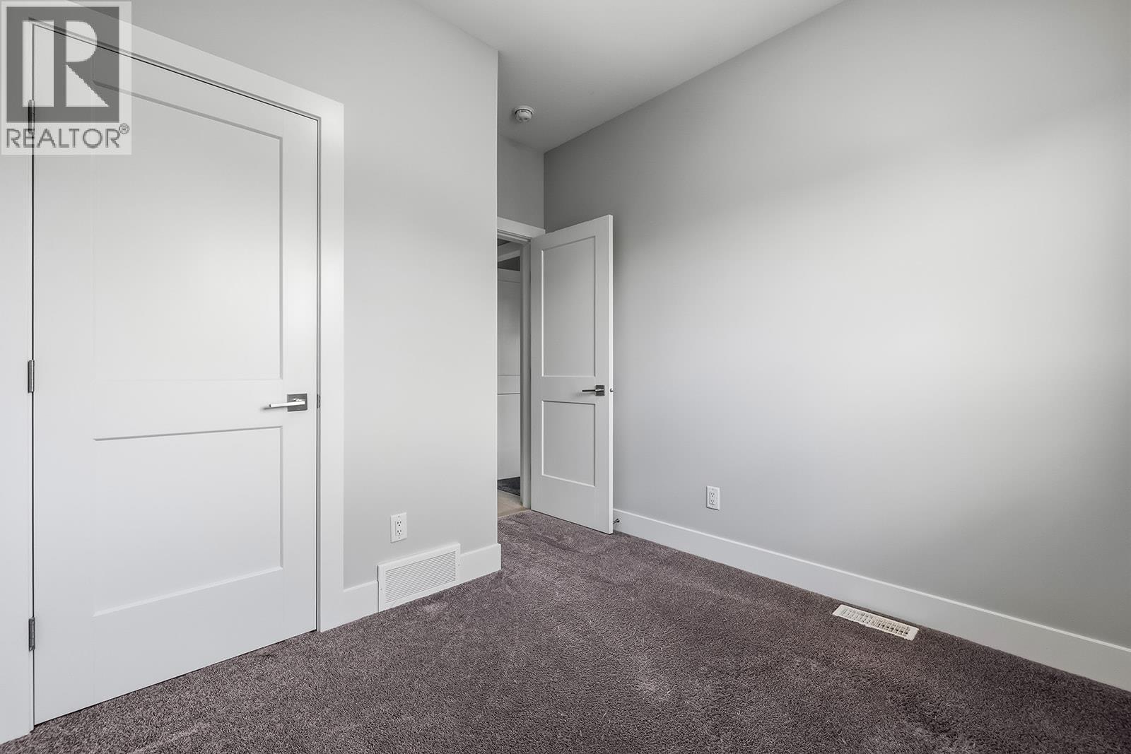 726 Coopland Crescent Unit# 1, Kelowna, British Columbia  V1Y 2V1 - Photo 24 - 10399113