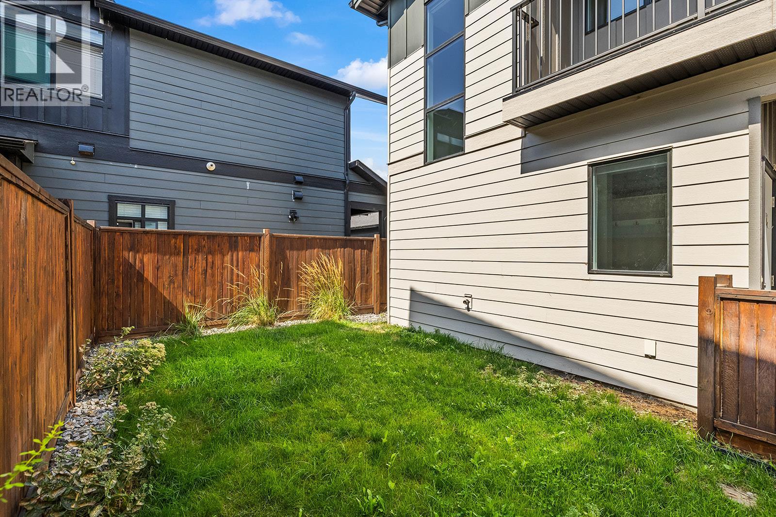 726 Coopland Crescent Unit# 1, Kelowna, British Columbia  V1Y 2V1 - Photo 28 - 10399113