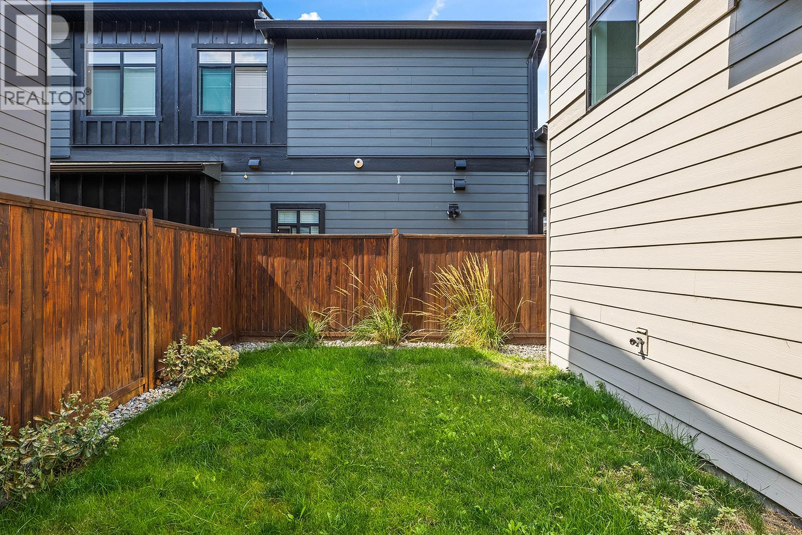 726 Coopland Crescent Unit# 1, Kelowna, British Columbia  V1Y 2V1 - Photo 29 - 10399113