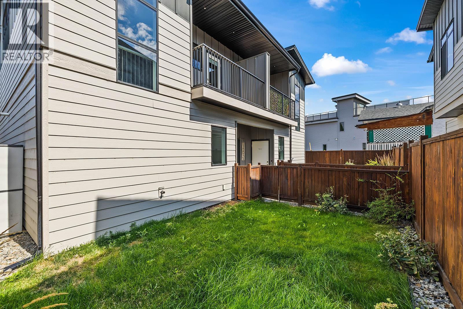 726 Coopland Crescent Unit# 1, Kelowna, British Columbia  V1Y 2V1 - Photo 30 - 10399113