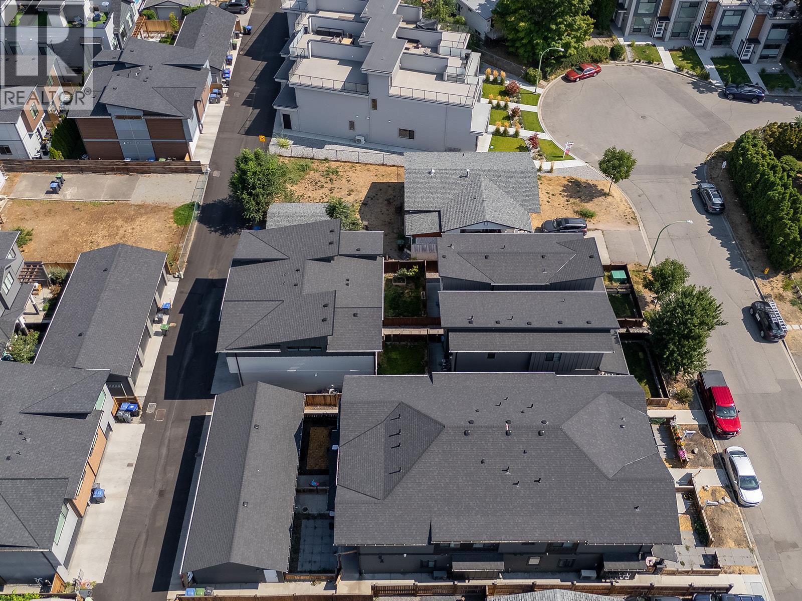 726 Coopland Crescent Unit# 1, Kelowna, British Columbia  V1Y 2V1 - Photo 33 - 10399113