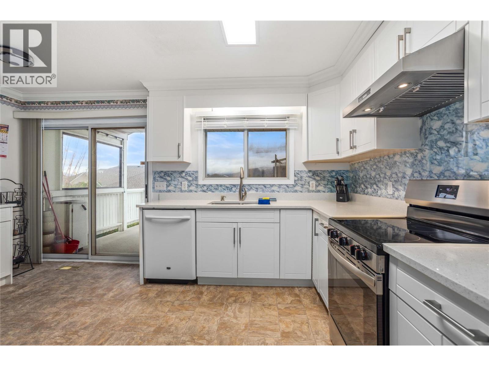 1730 Simpson Court, Kelowna, British Columbia  V1X 7C1 - Photo 11 - 10399073