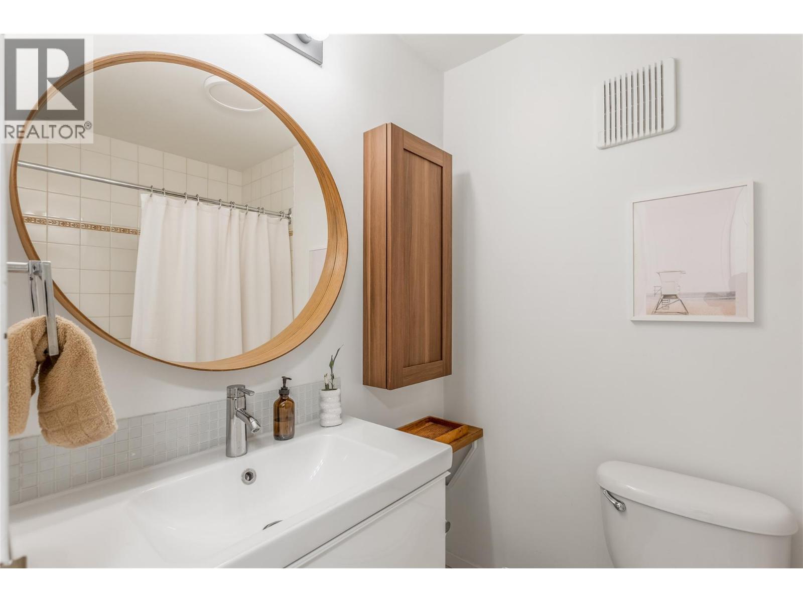 737 Leon Avenue Unit# 303, Kelowna, British Columbia  V1Y 8L6 - Photo 13 - 10398684