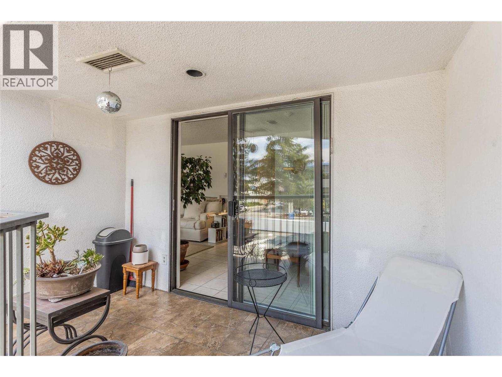737 Leon Avenue Unit# 303, Kelowna, British Columbia  V1Y 8L6 - Photo 21 - 10398684