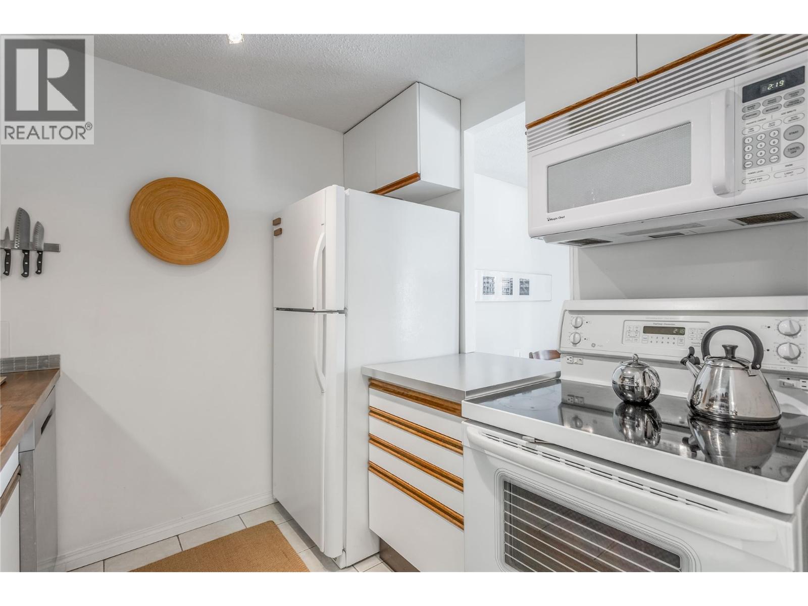 737 Leon Avenue Unit# 303, Kelowna, British Columbia  V1Y 8L6 - Photo 7 - 10398684
