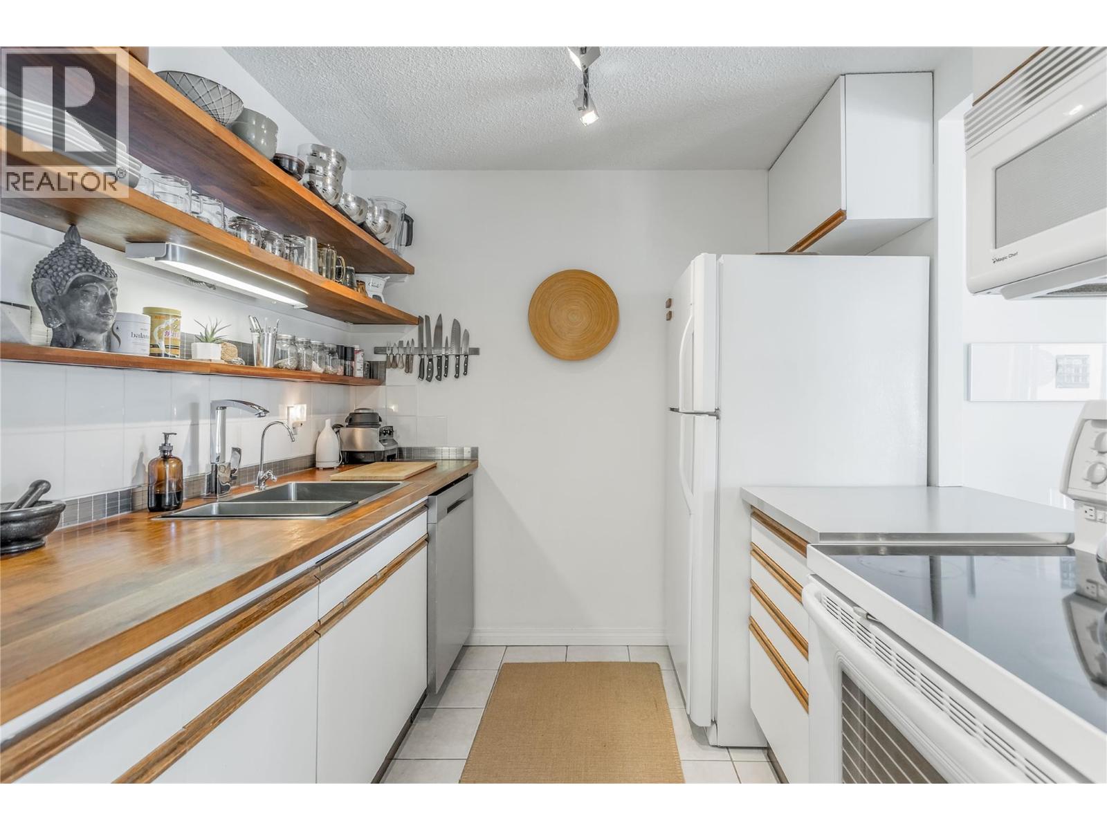 737 Leon Avenue Unit# 303, Kelowna, British Columbia  V1Y 8L6 - Photo 8 - 10398684