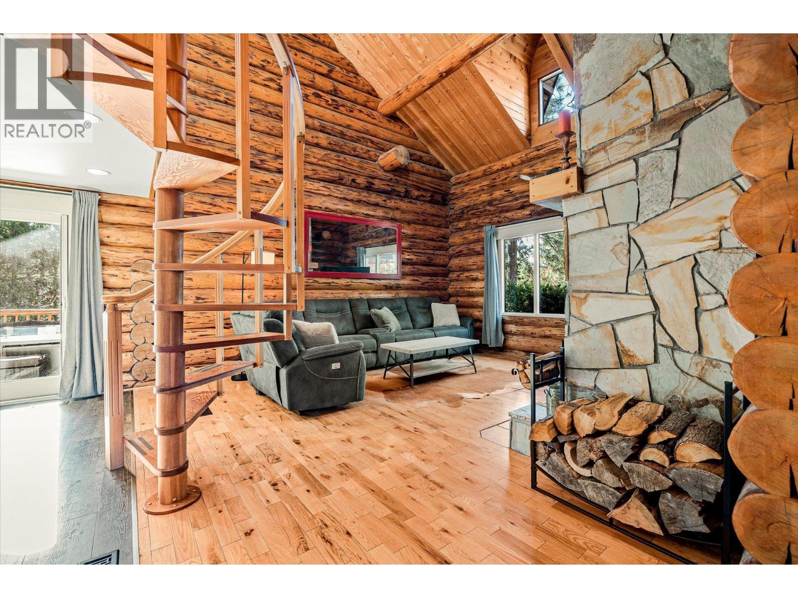 1725 Keloka Drive, West Kelowna, British Columbia  V1Z 2Y3 - Photo 3 - 10398394