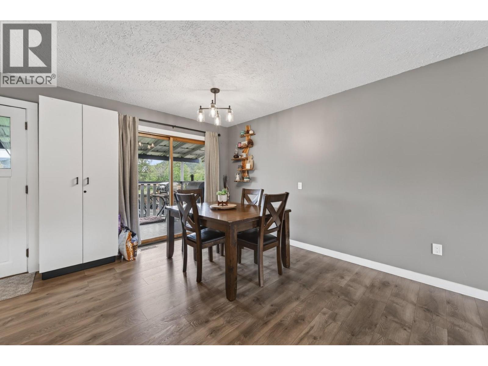 360 Gray Avenue, Merritt, British Columbia  V0K 1Y0 - Photo 15 - 10399295
