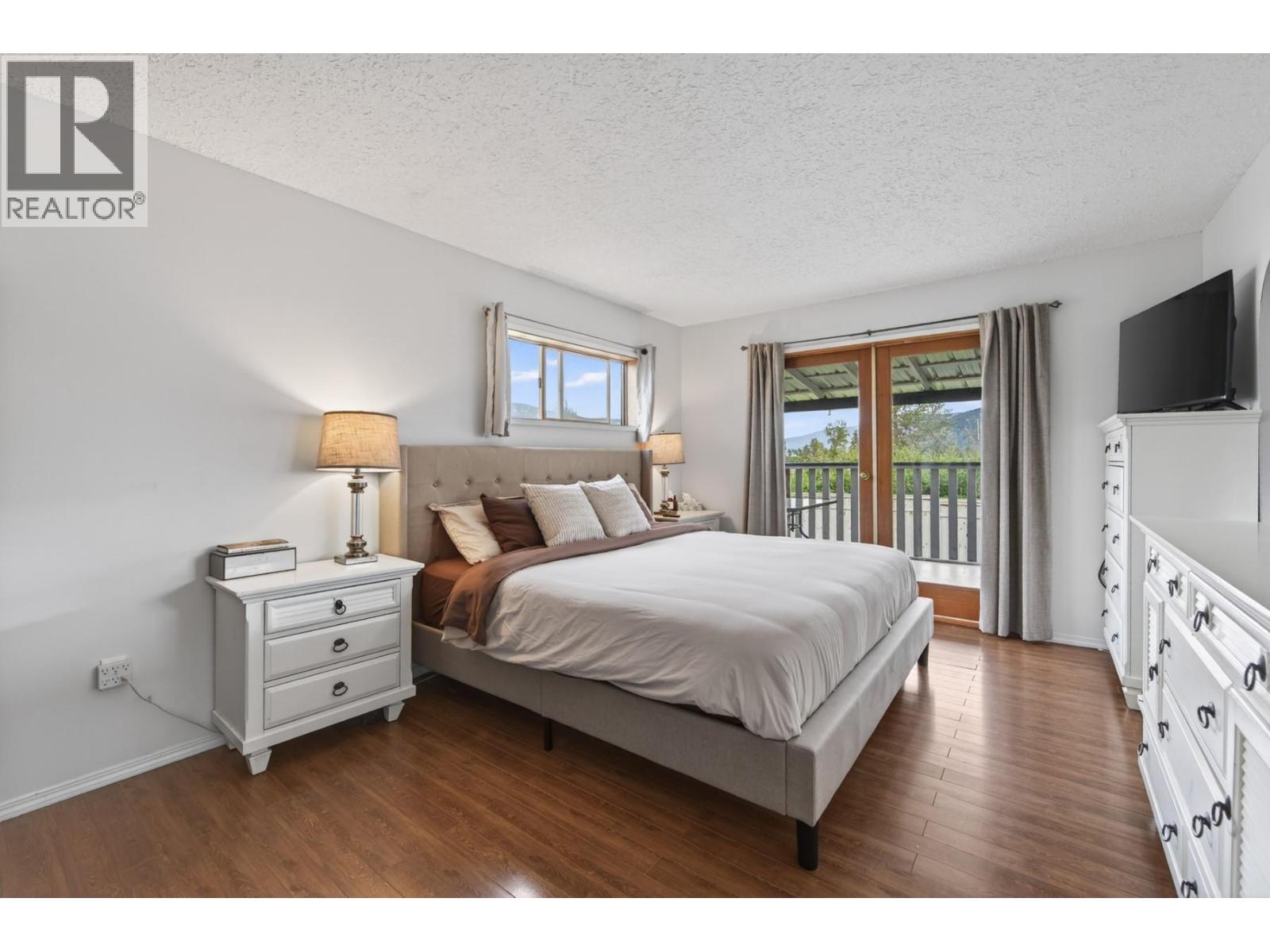 360 Gray Avenue, Merritt, British Columbia  V0K 1Y0 - Photo 23 - 10399295