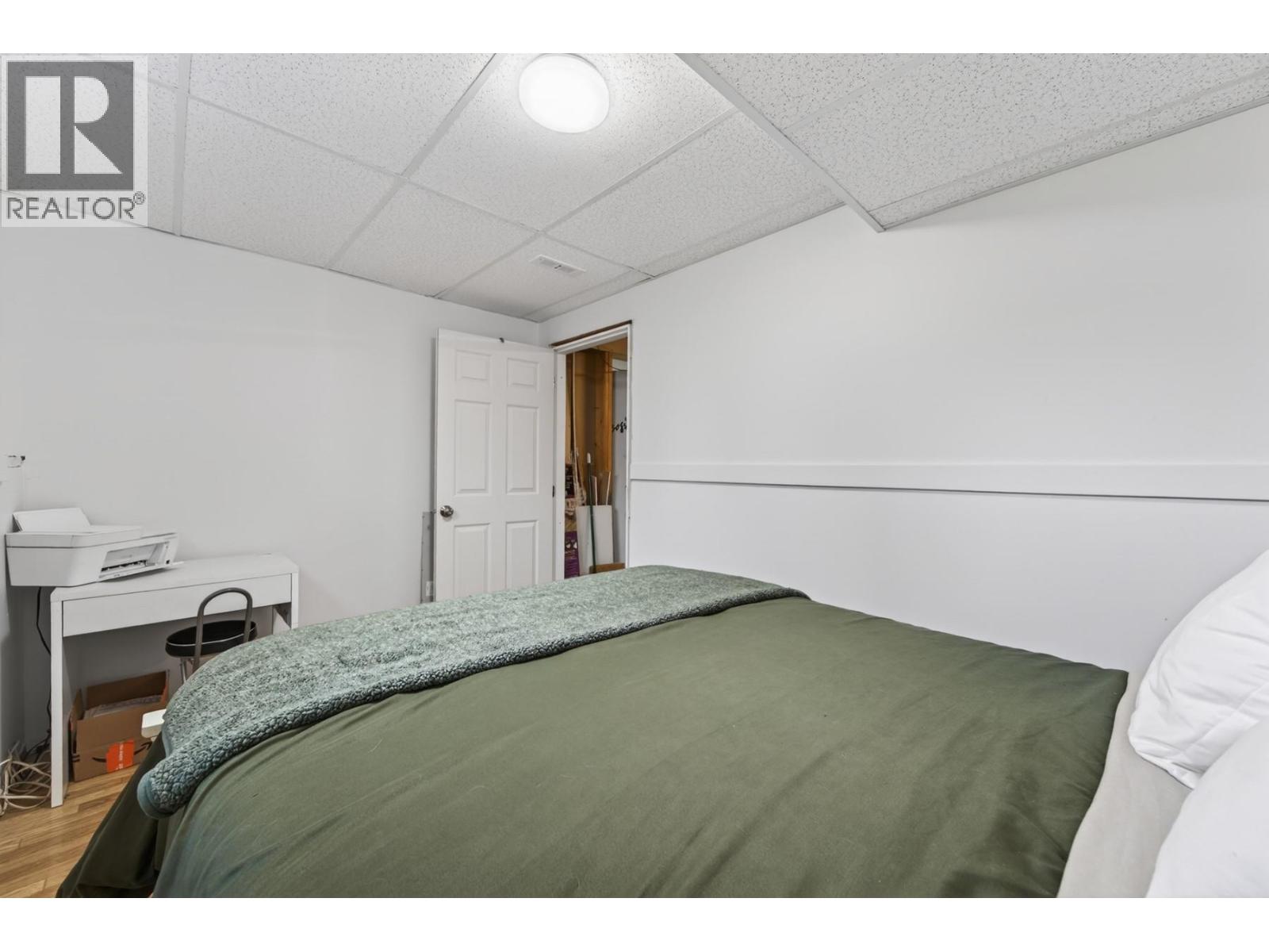 360 Gray Avenue, Merritt, British Columbia  V0K 1Y0 - Photo 32 - 10399295