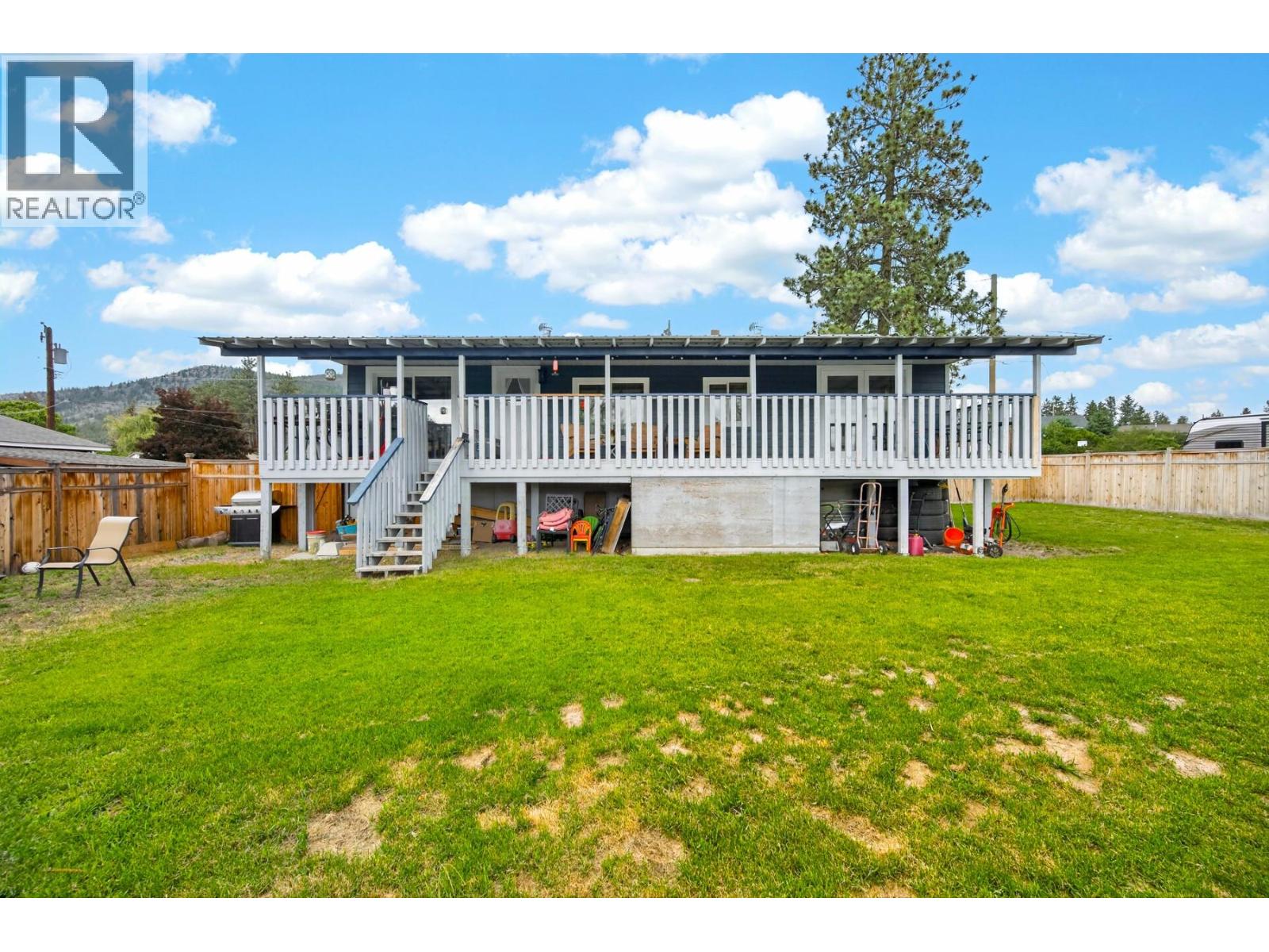 360 Gray Avenue, Merritt, British Columbia  V0K 1Y0 - Photo 38 - 10399295
