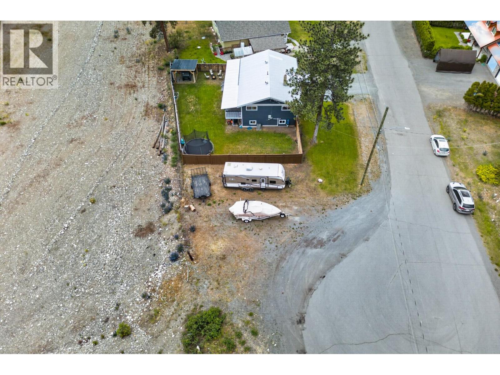 360 Gray Avenue, Merritt, British Columbia  V0K 1Y0 - Photo 41 - 10399295
