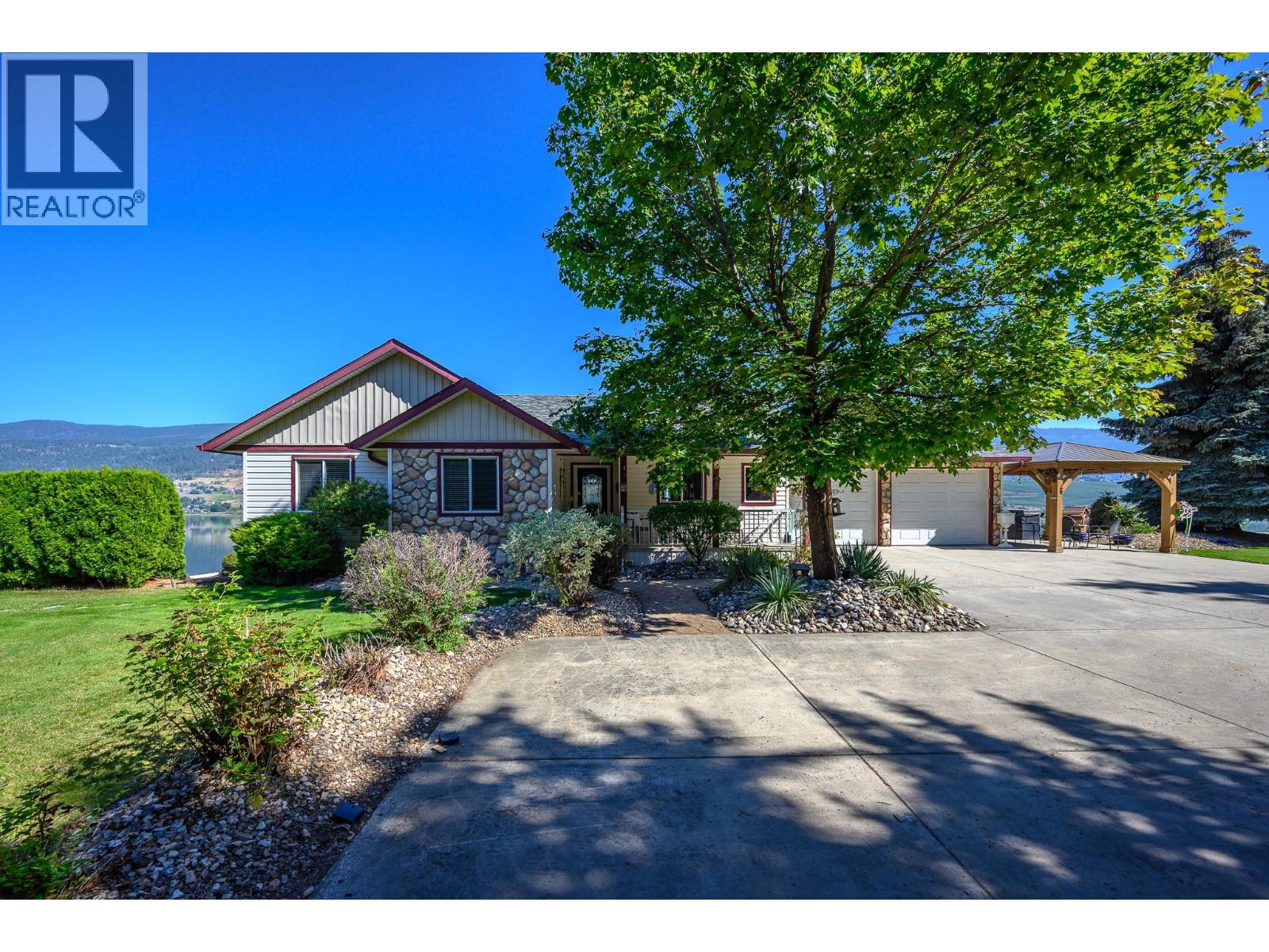 7199 Bremmer Road, Vernon, British Columbia  V1H 1W6 - Photo 2 - 10399162