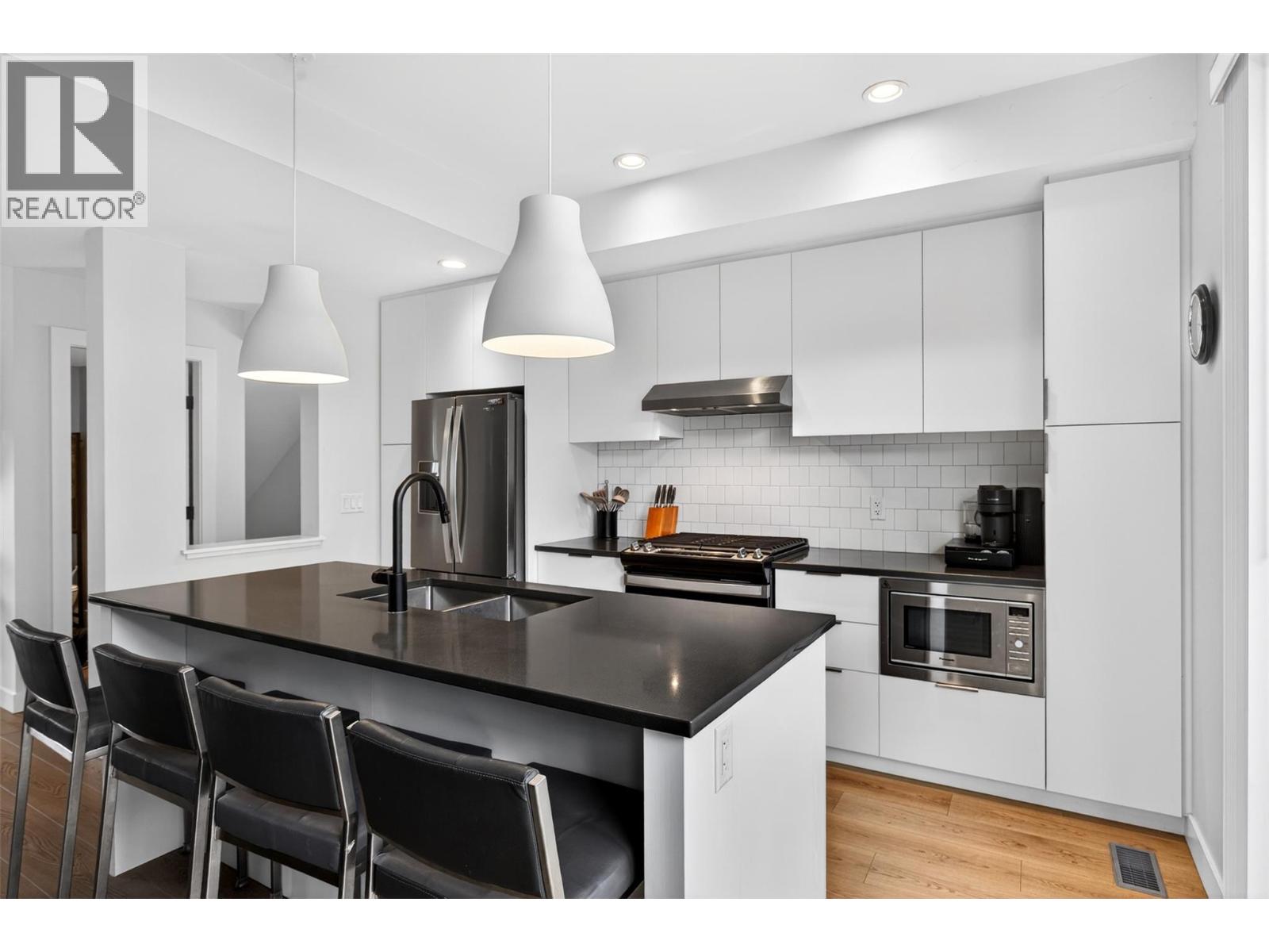 307 Glen Park Drive Unit# 32, Kelowna, British Columbia  V1V 0H1 - Photo 7 - 10399316
