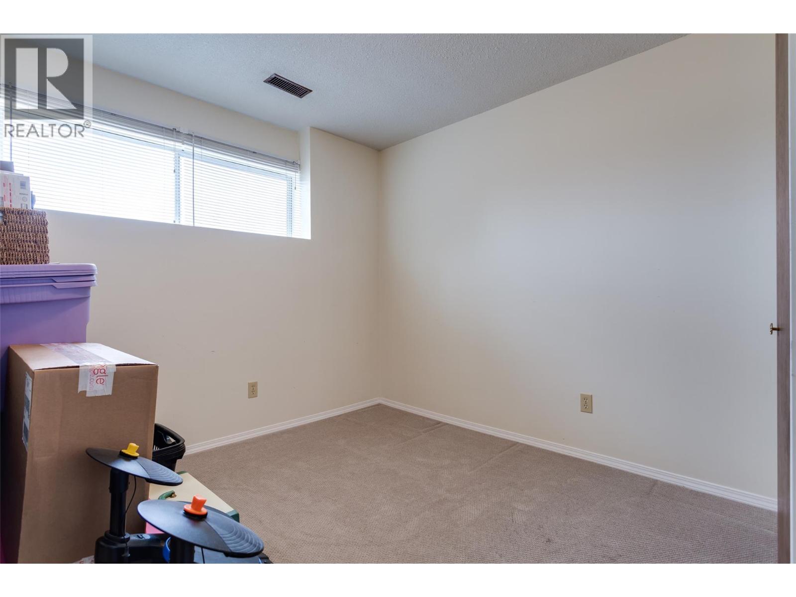 685 Quigley Road, Kelowna, British Columbia  V1X 1A6 - Photo 15 - 10399252