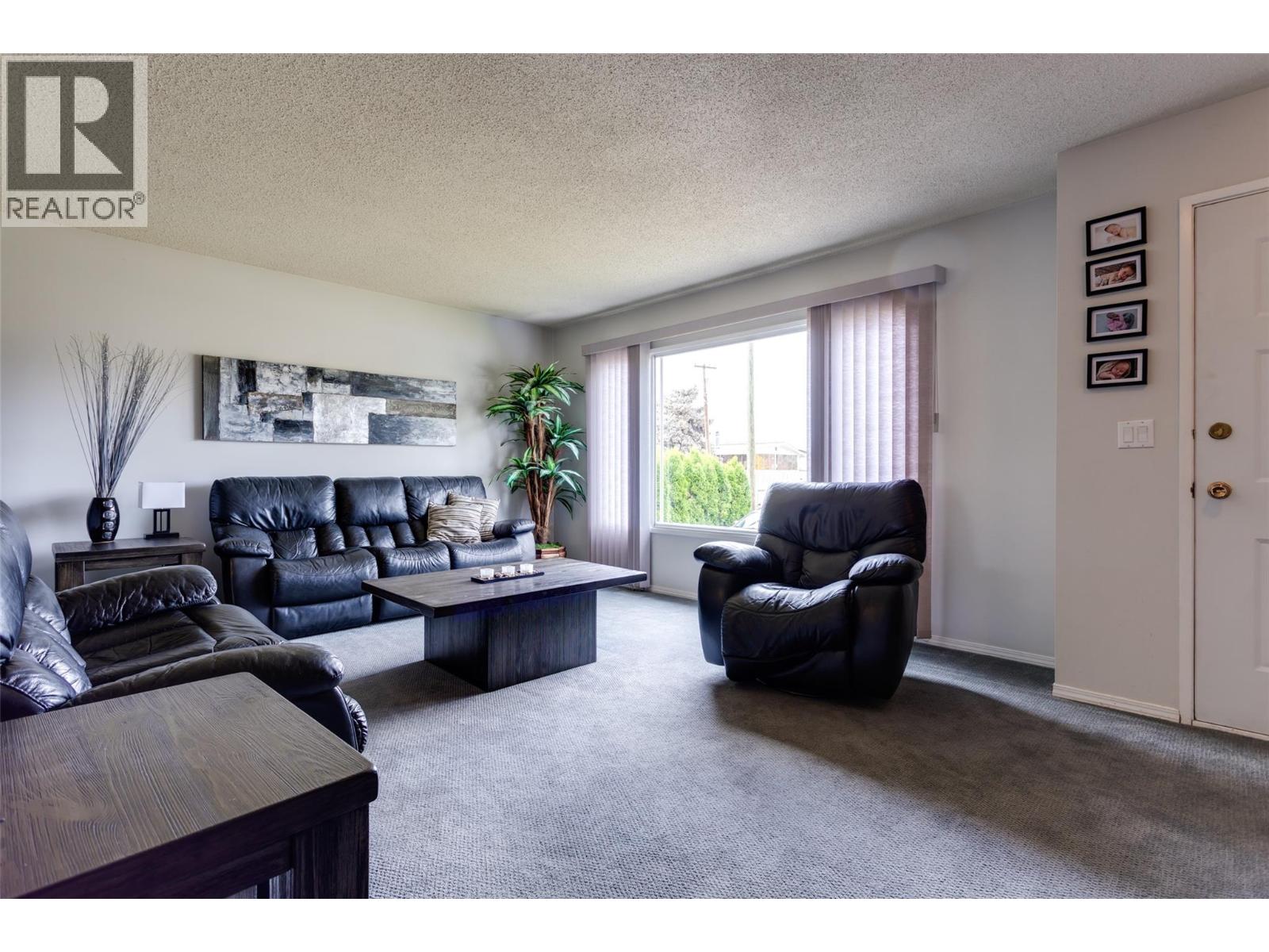 685 Quigley Road, Kelowna, British Columbia  V1X 1A6 - Photo 6 - 10399252