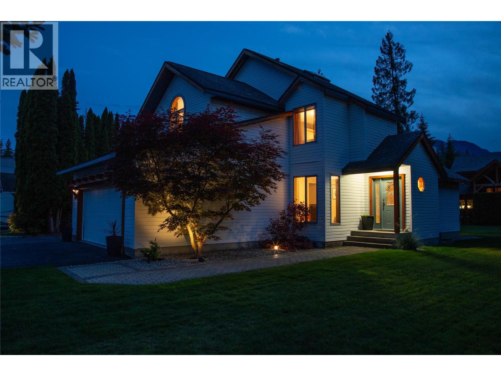 1107 Pineridge Crescent, Revelstoke, British Columbia  V0E 2S1 - Photo 26 - 10399274