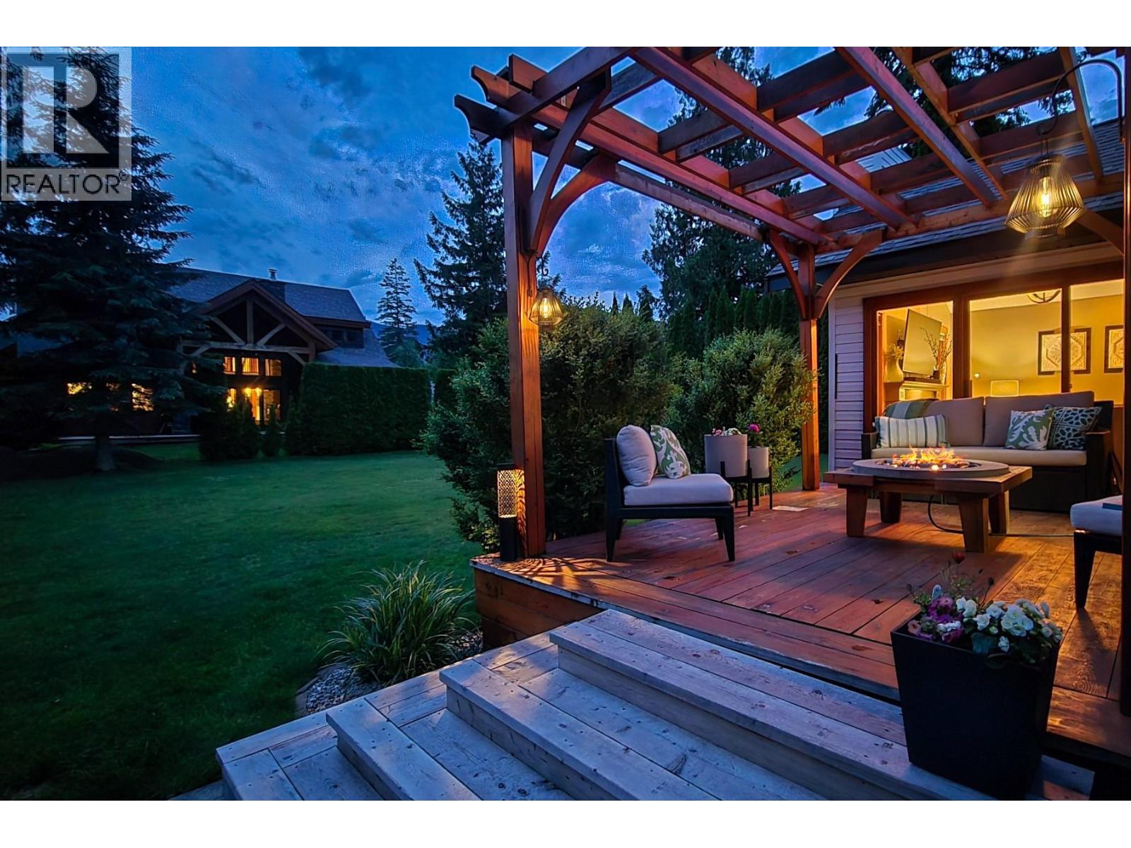 1107 Pineridge Crescent, Revelstoke, British Columbia  V0E 2S1 - Photo 28 - 10399274